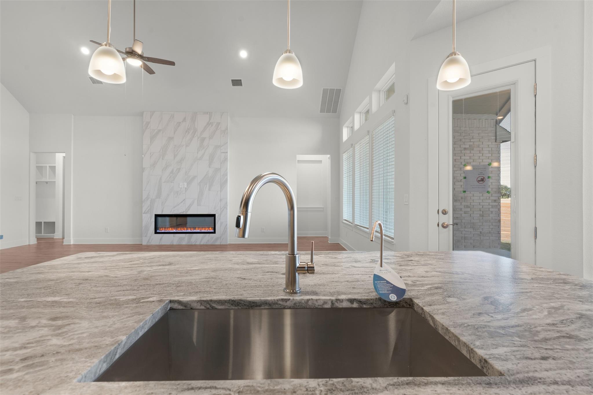 1013 Painted Horse Dr, Georgetown, TX 78633