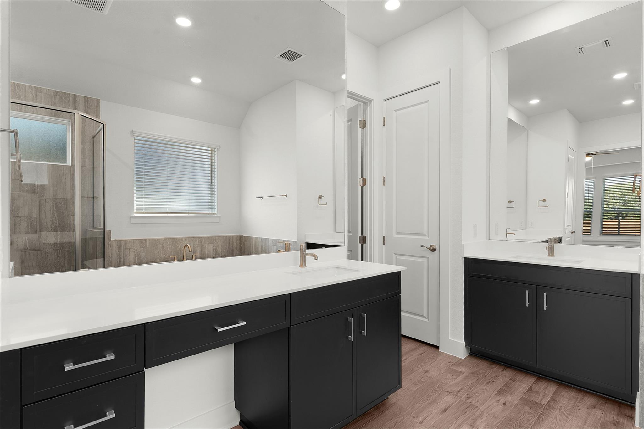 1013 Painted Horse Dr, Georgetown, TX 78633