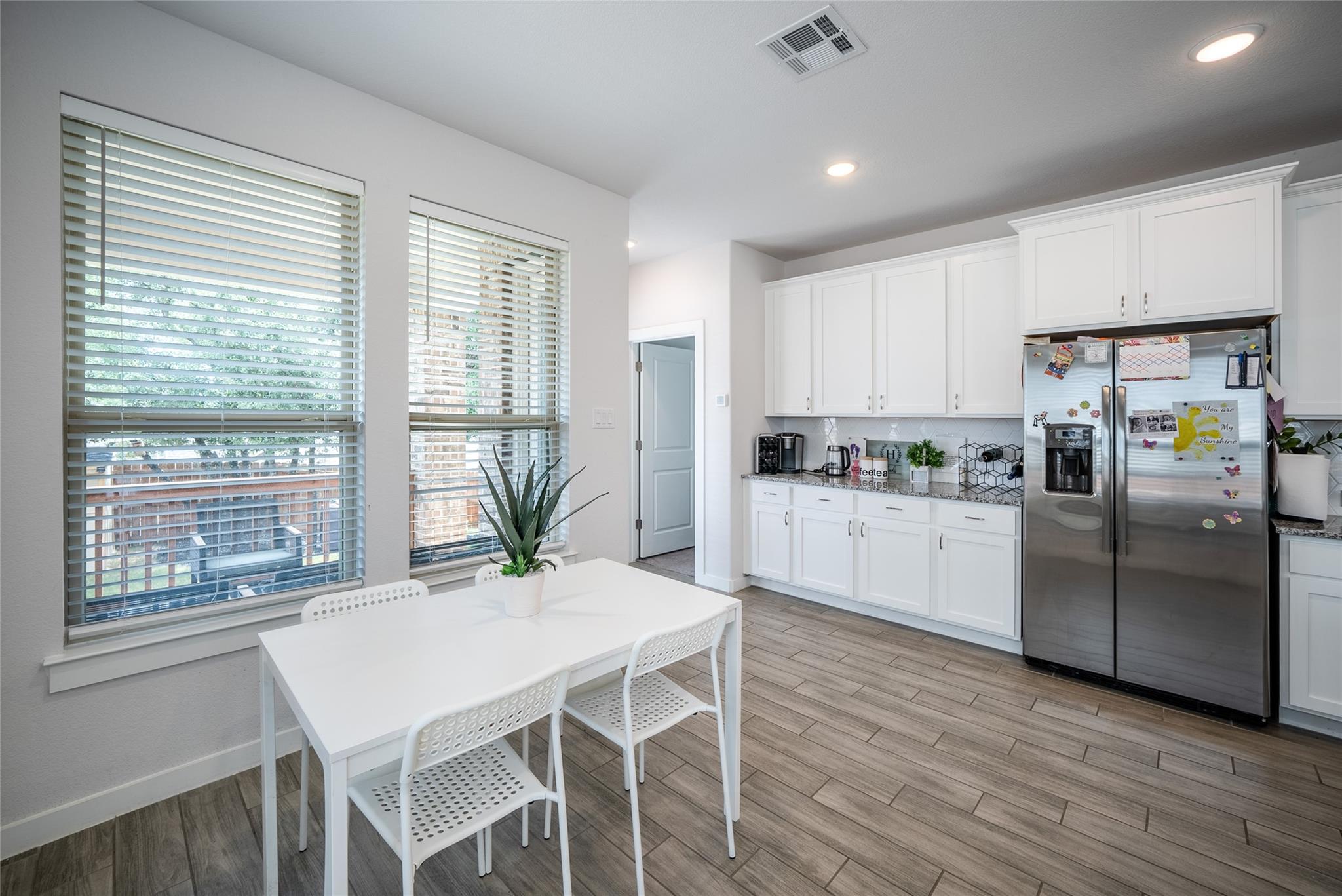 7525 Desert Needle Dr, Lago Vista, TX 78645