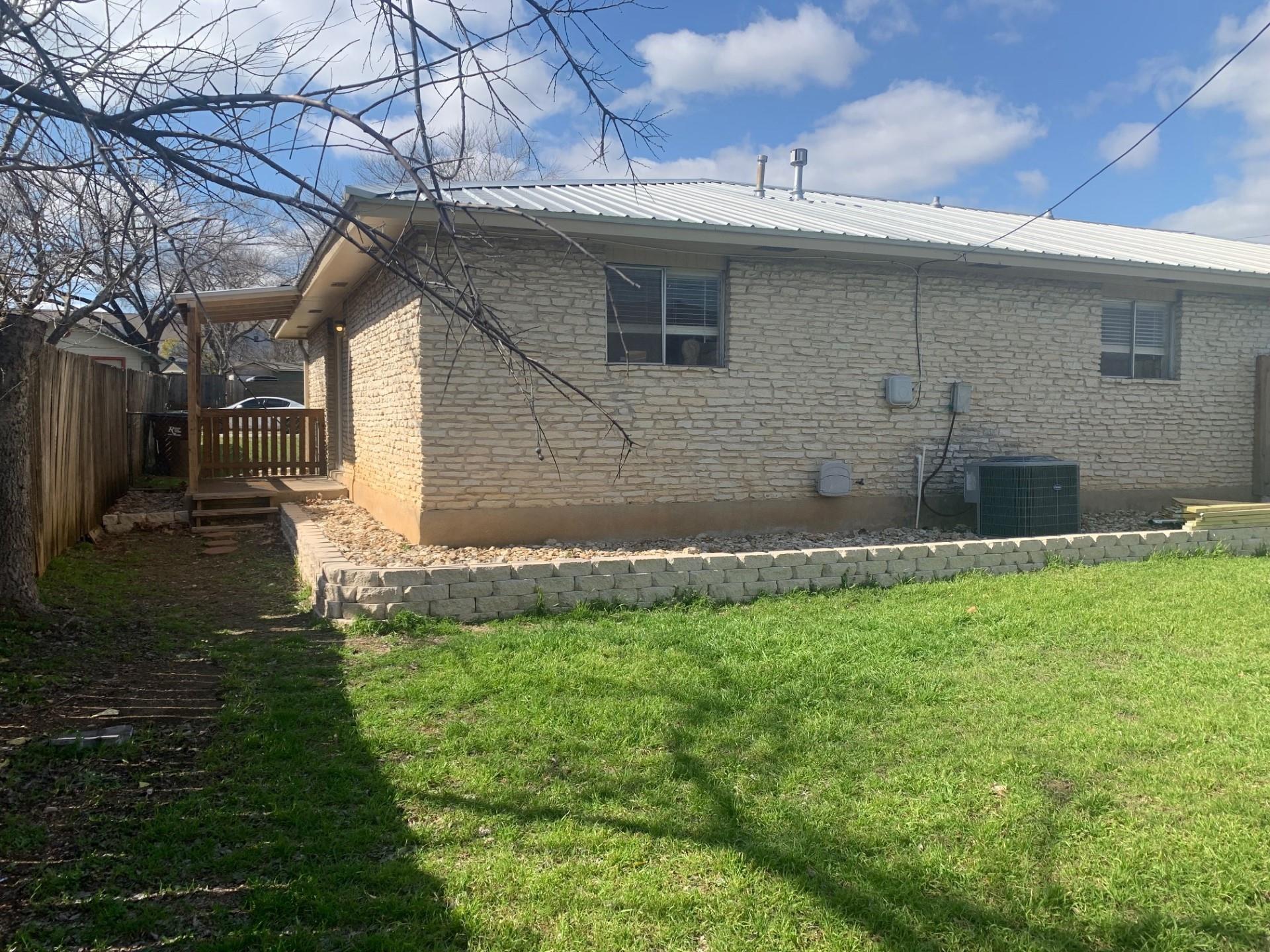 2107 Magnolia Dr # B, Round Rock, TX 78664