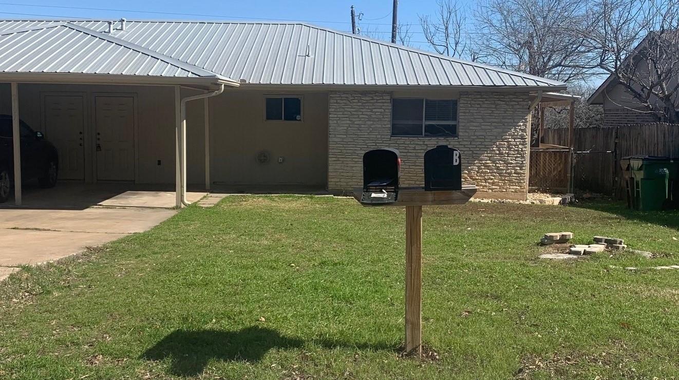 2107 Magnolia Dr # B, Round Rock, TX 78664