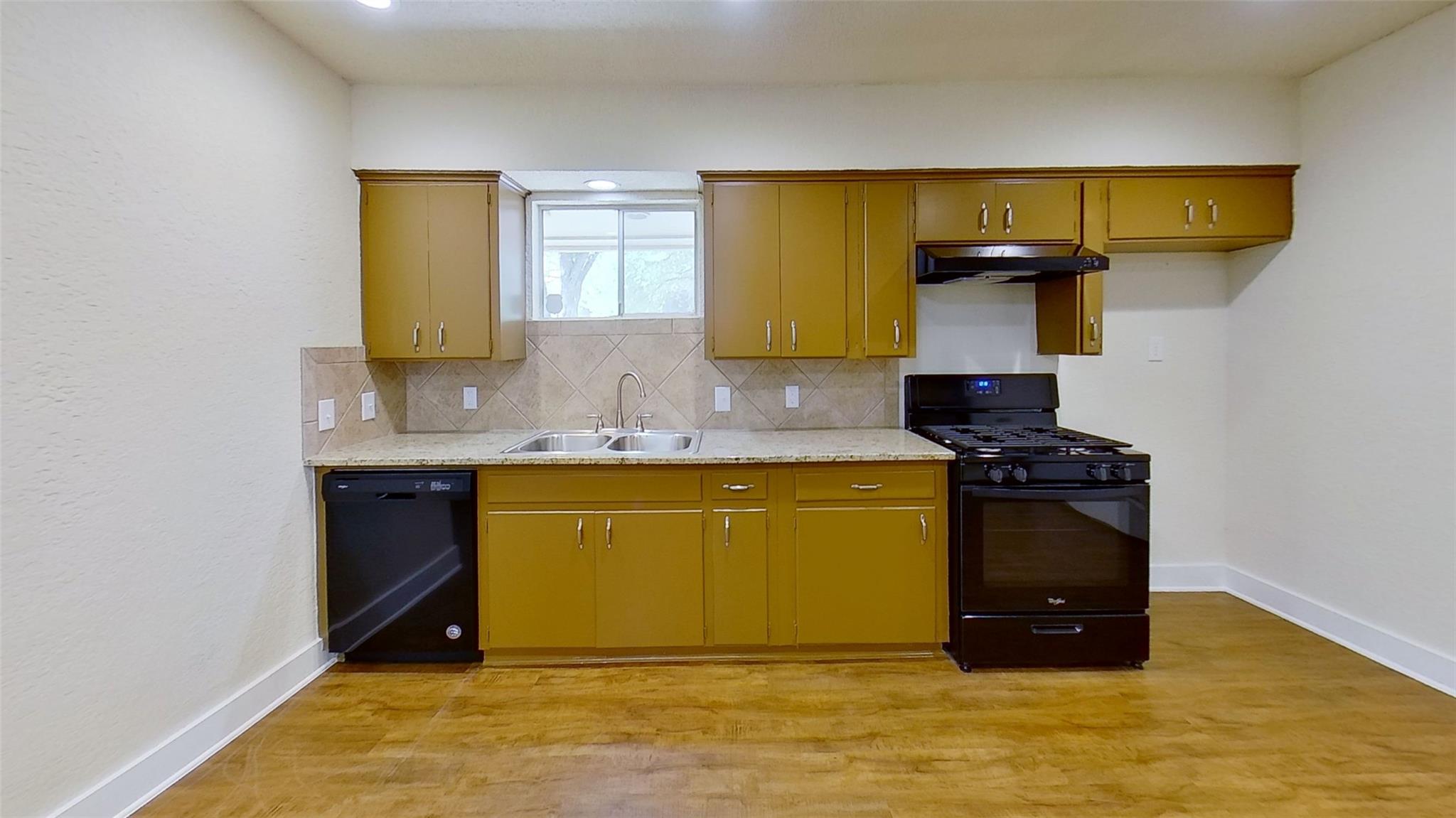 2107 Magnolia Dr # B, Round Rock, TX 78664