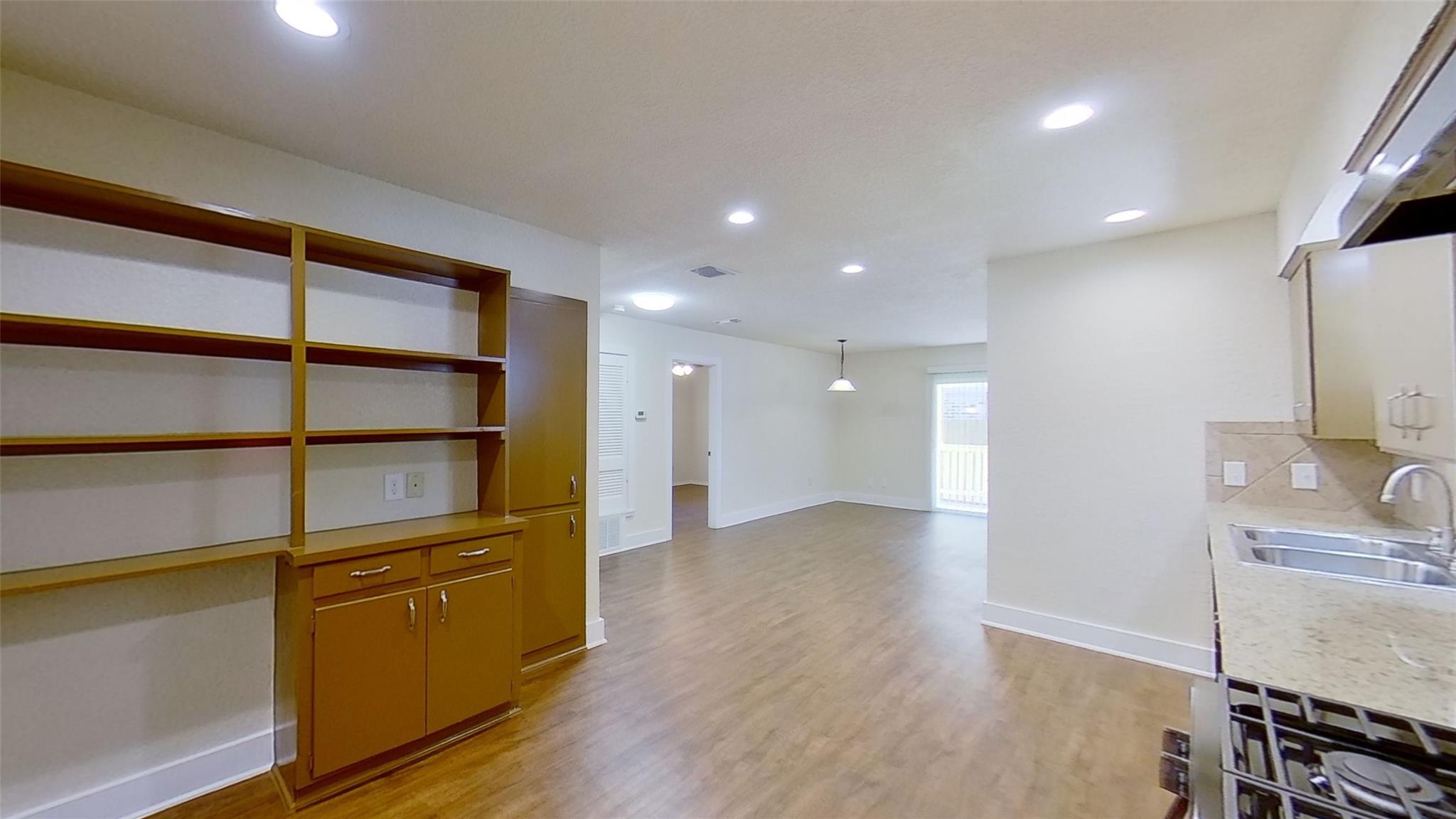 2107 Magnolia Dr # B, Round Rock, TX 78664