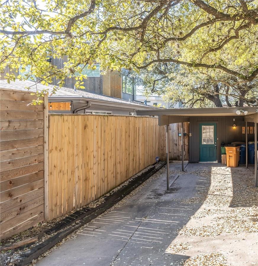 2416 S 5th St # B, Austin, TX 78704