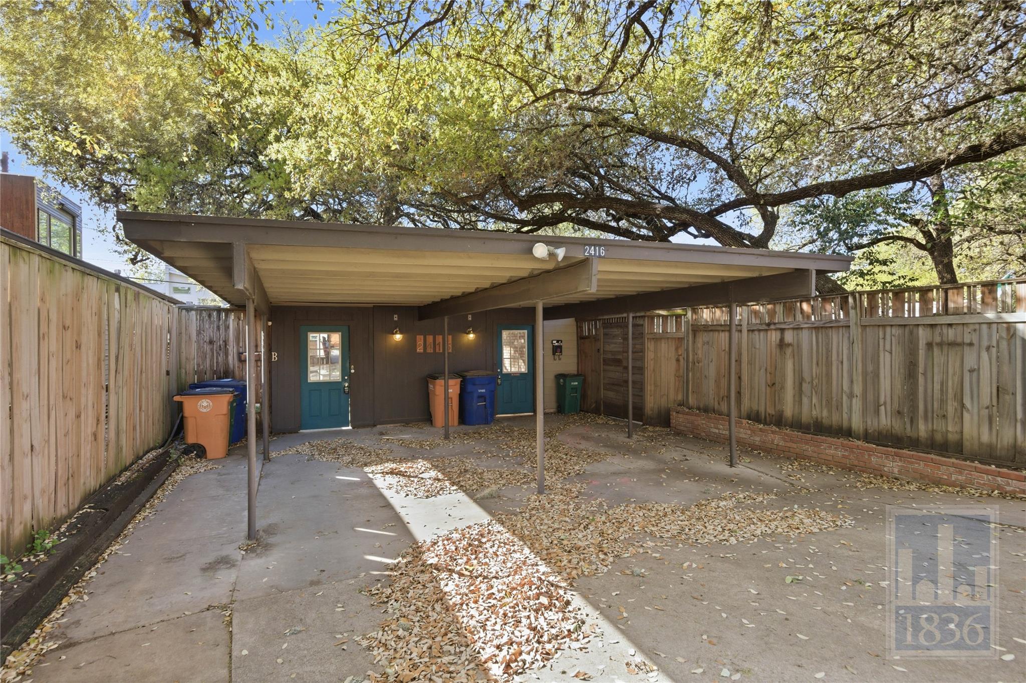 2416 S 5th St # B, Austin, TX 78704