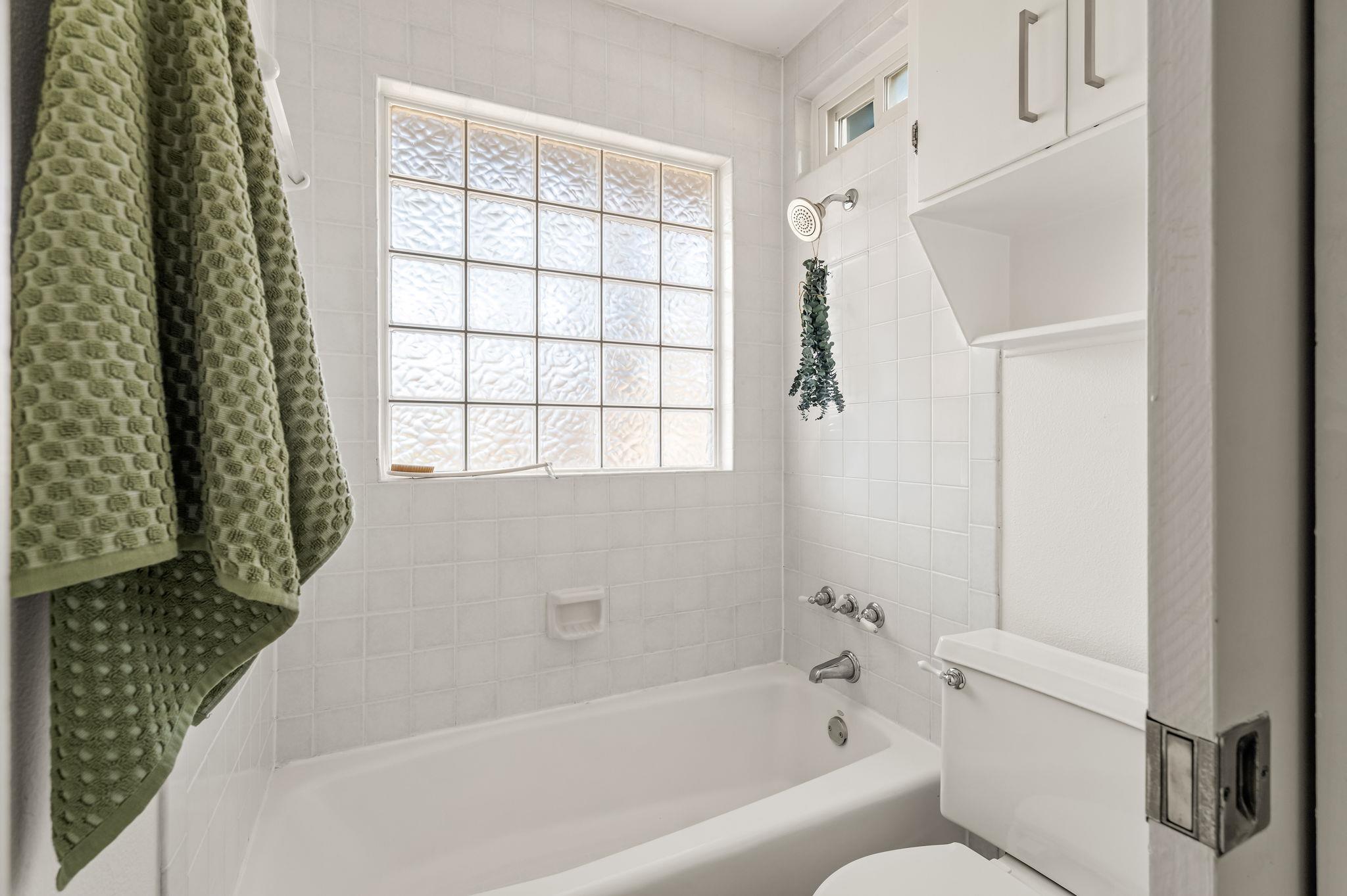 4305 Yucatan Ln, Austin, TX 78727