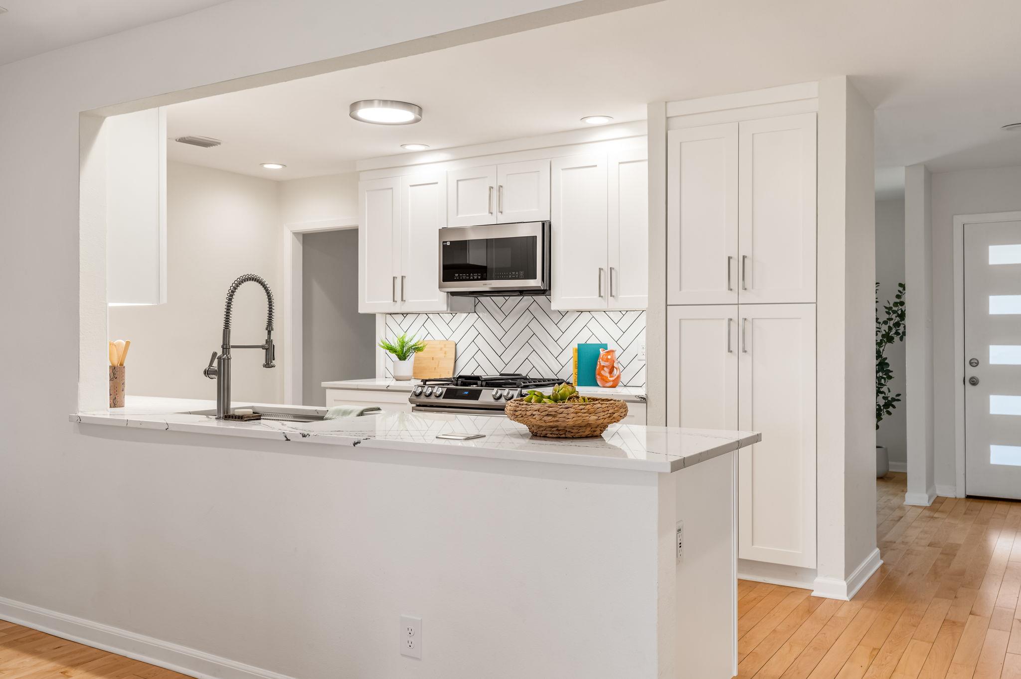 4305 Yucatan Ln, Austin, TX 78727