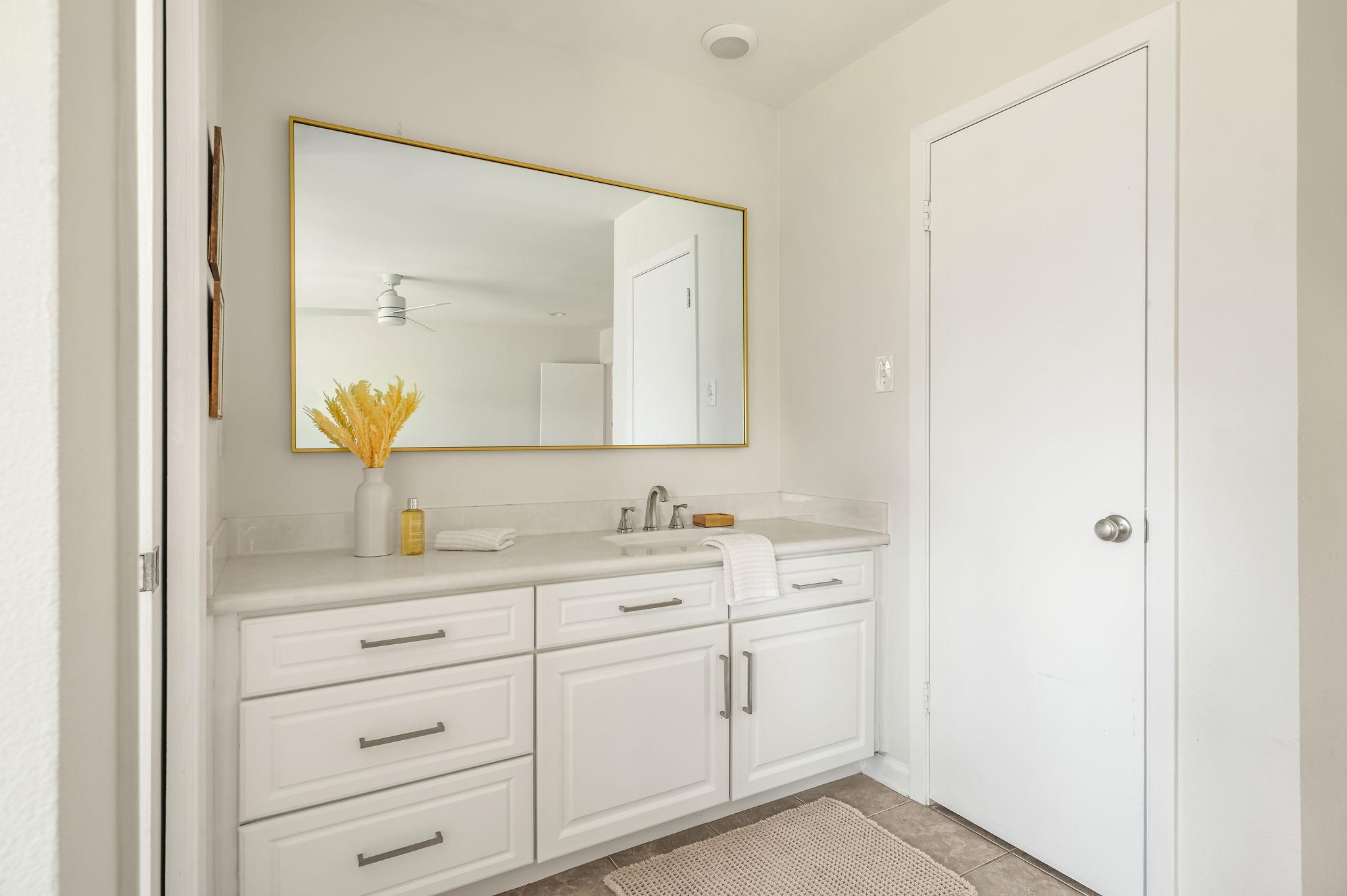 4305 Yucatan Ln, Austin, TX 78727