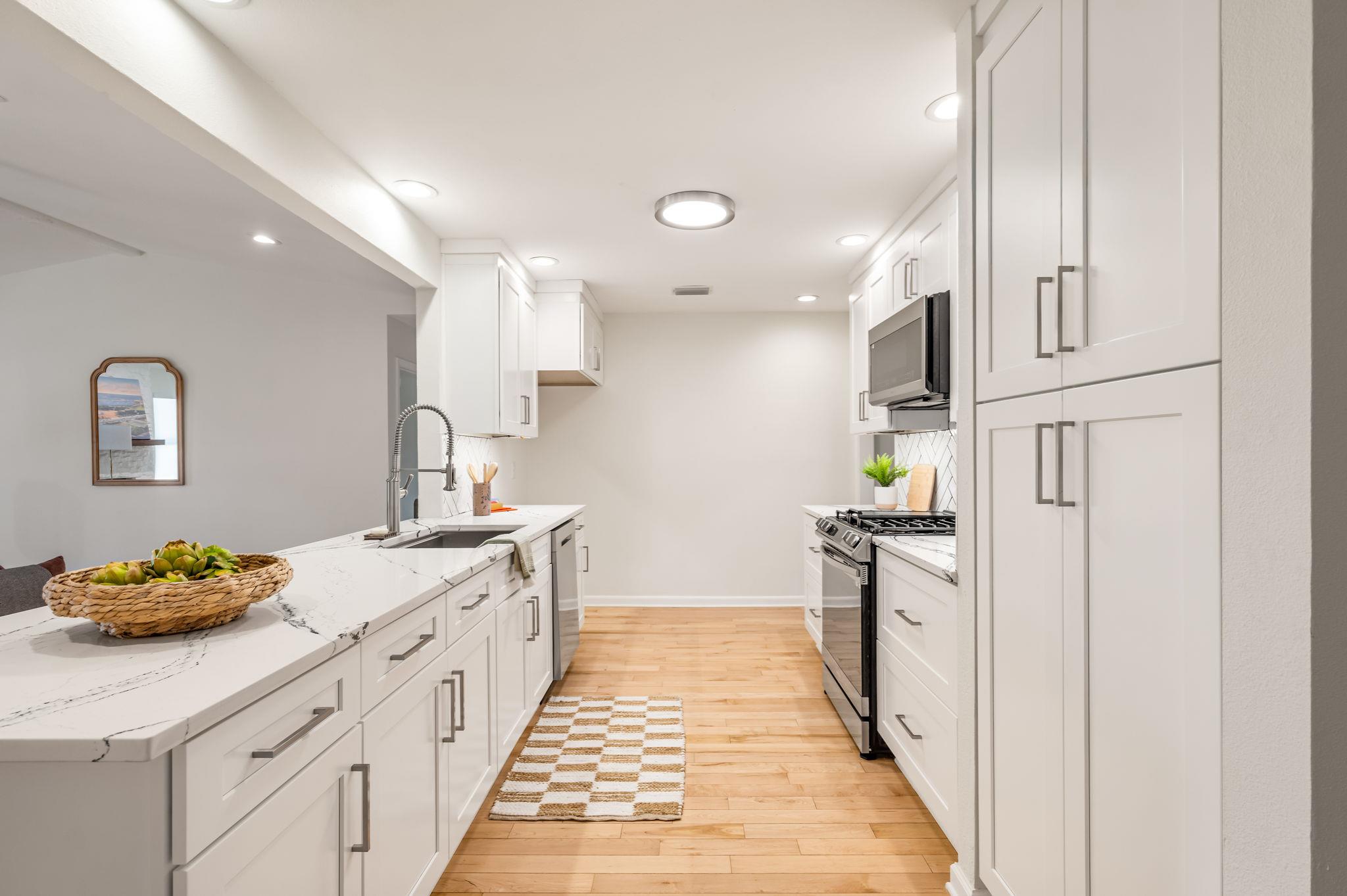 4305 Yucatan Ln, Austin, TX 78727