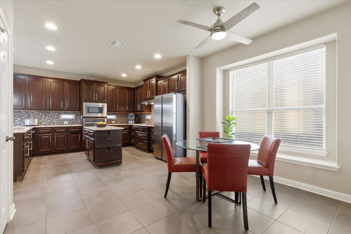 401 Spanish Mustang Dr, Cedar Park, TX 78613