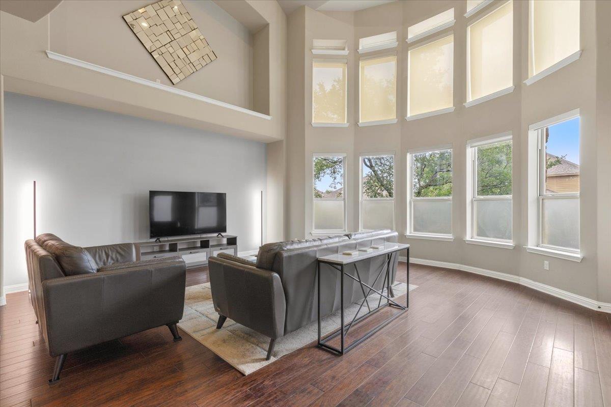 401 Spanish Mustang Dr, Cedar Park, TX 78613