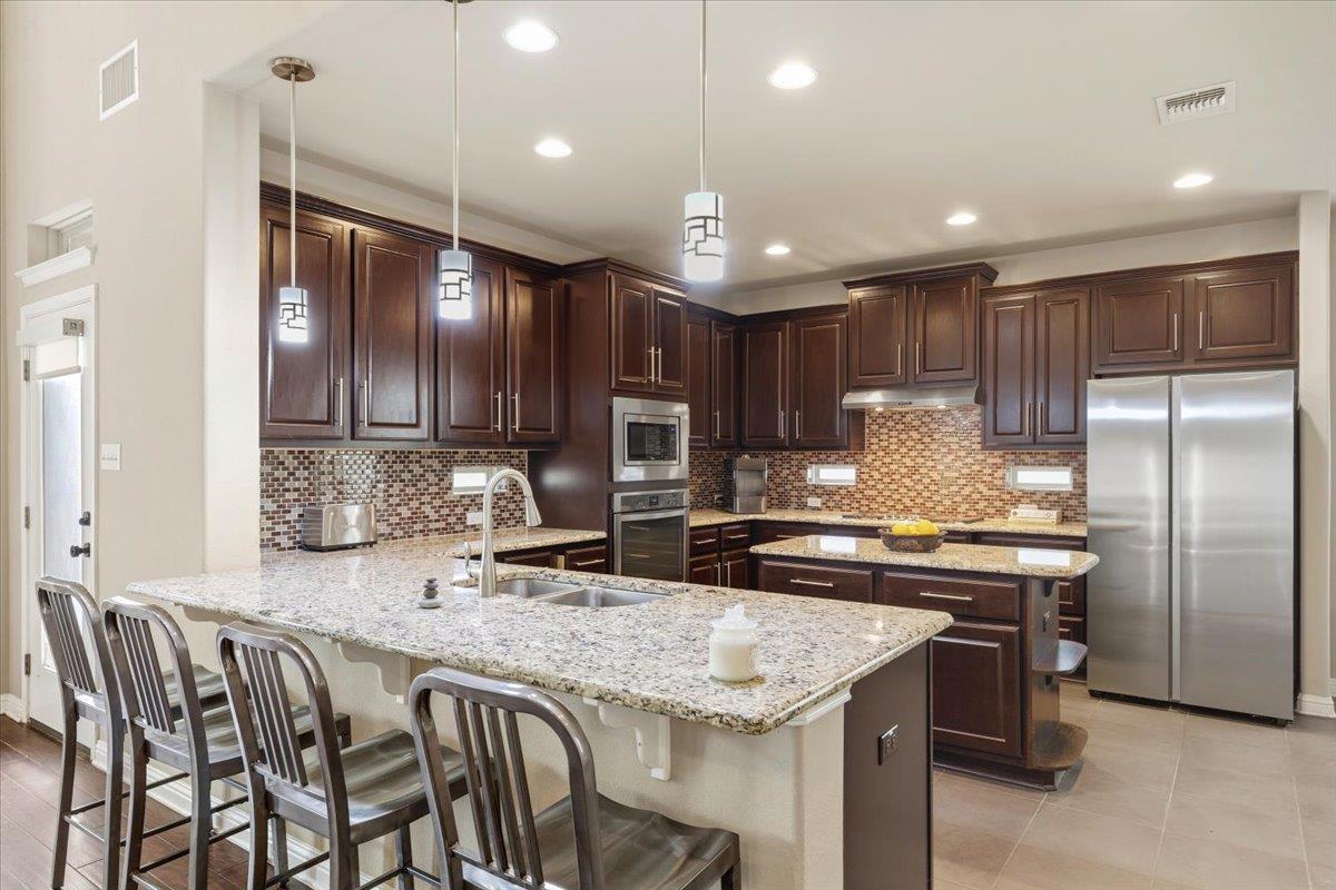 401 Spanish Mustang Dr, Cedar Park, TX 78613