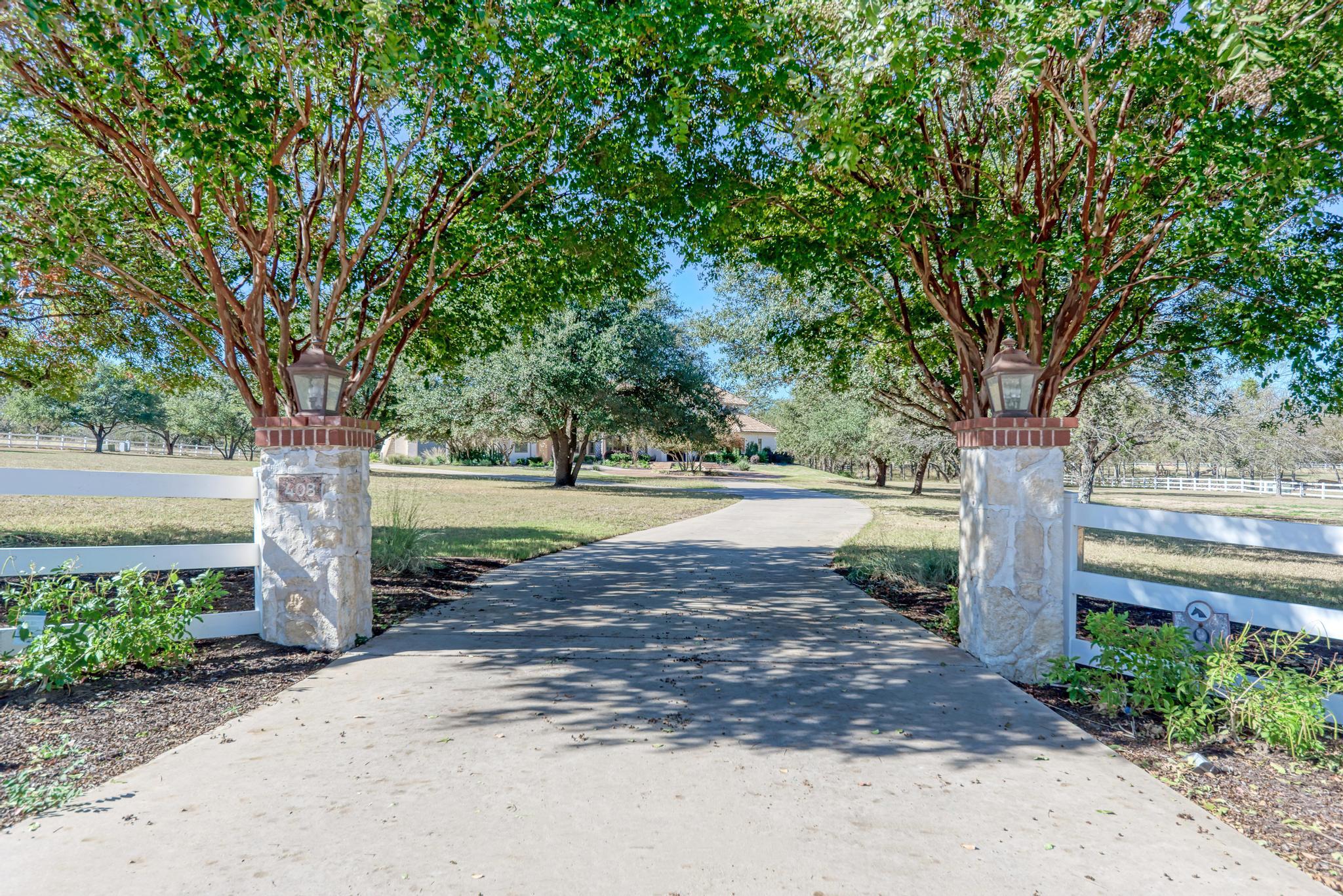 408 Haney Trce, Horseshoe Bay, TX 78657