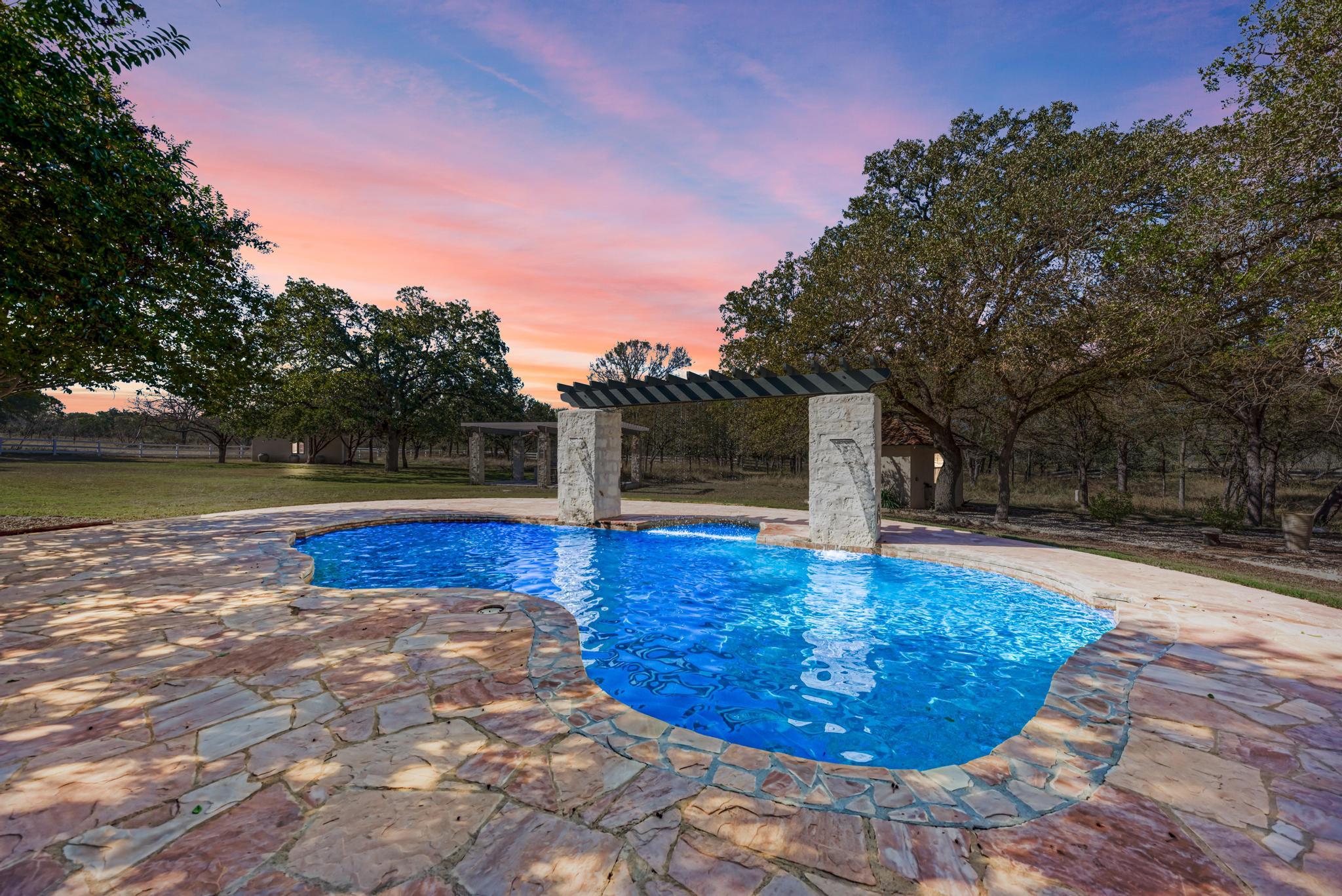 408 Haney Trce, Horseshoe Bay, TX 78657