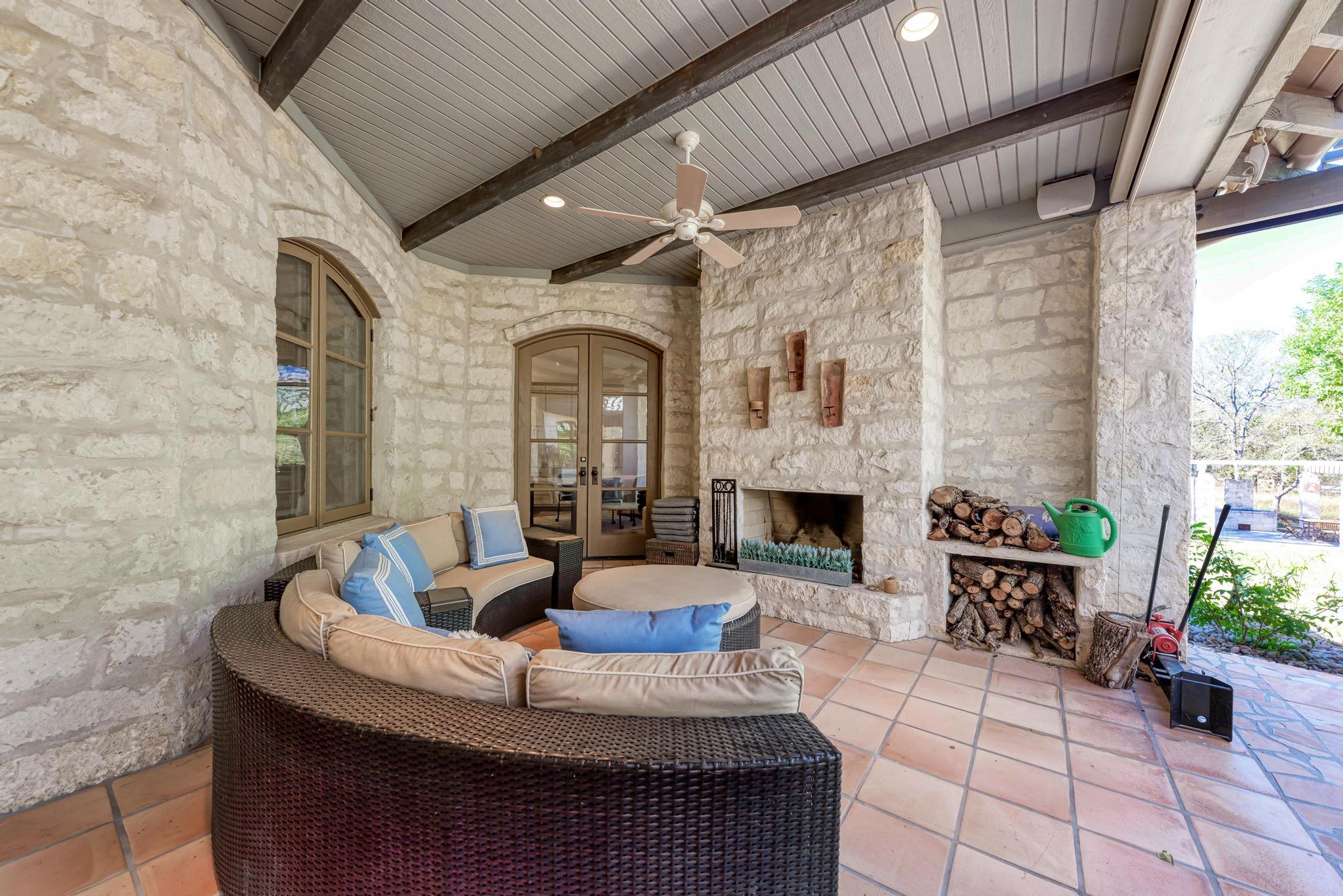 408 Haney Trce, Horseshoe Bay, TX 78657