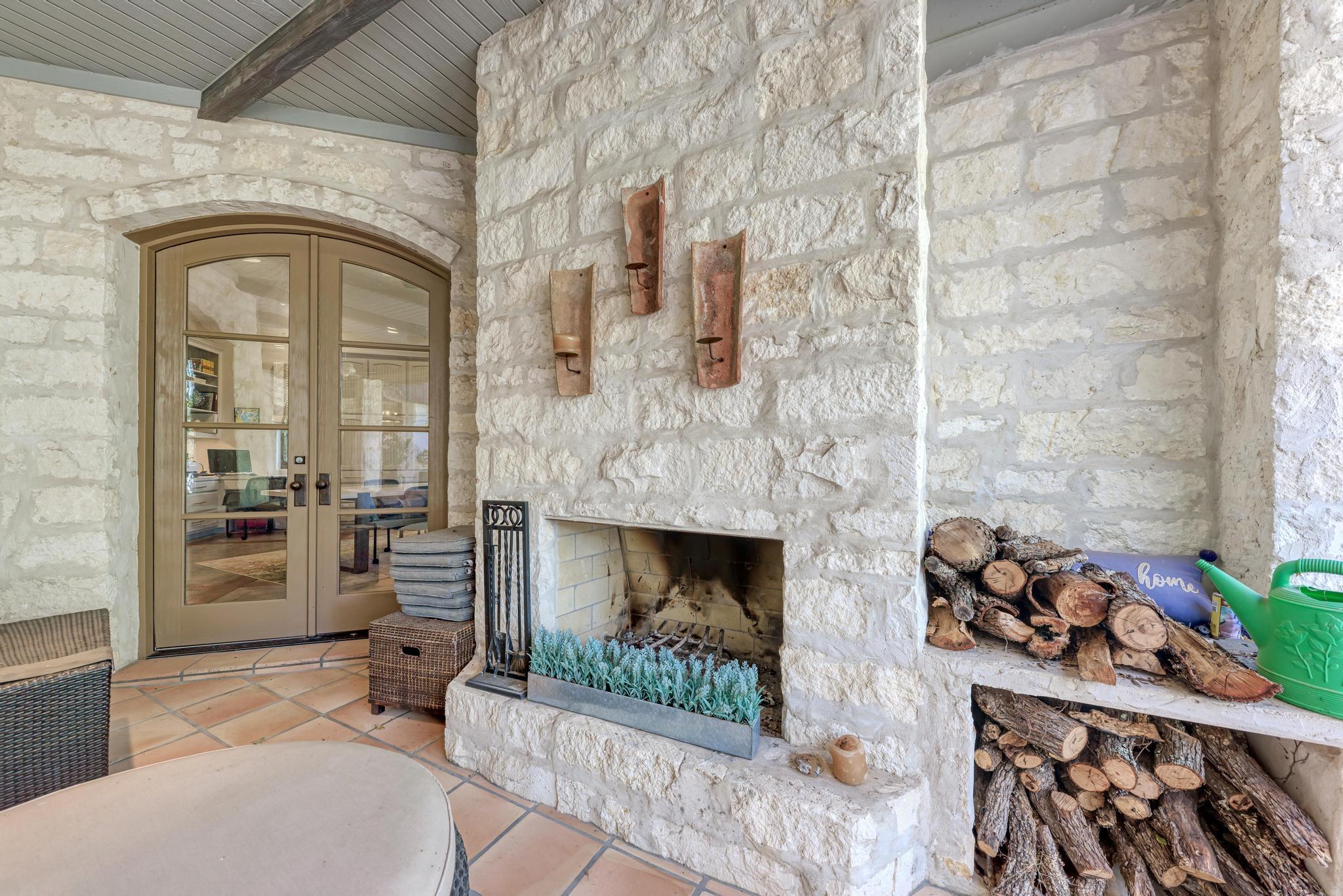 408 Haney Trce, Horseshoe Bay, TX 78657