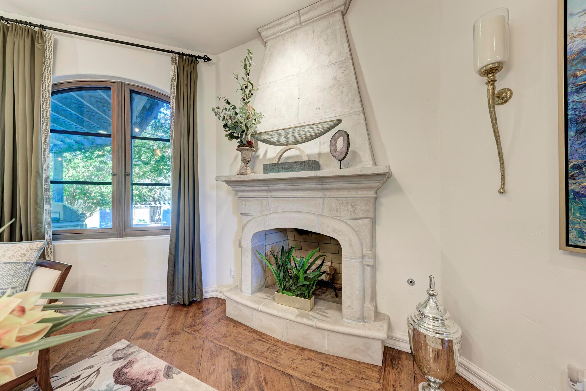 408 Haney Trce, Horseshoe Bay, TX 78657