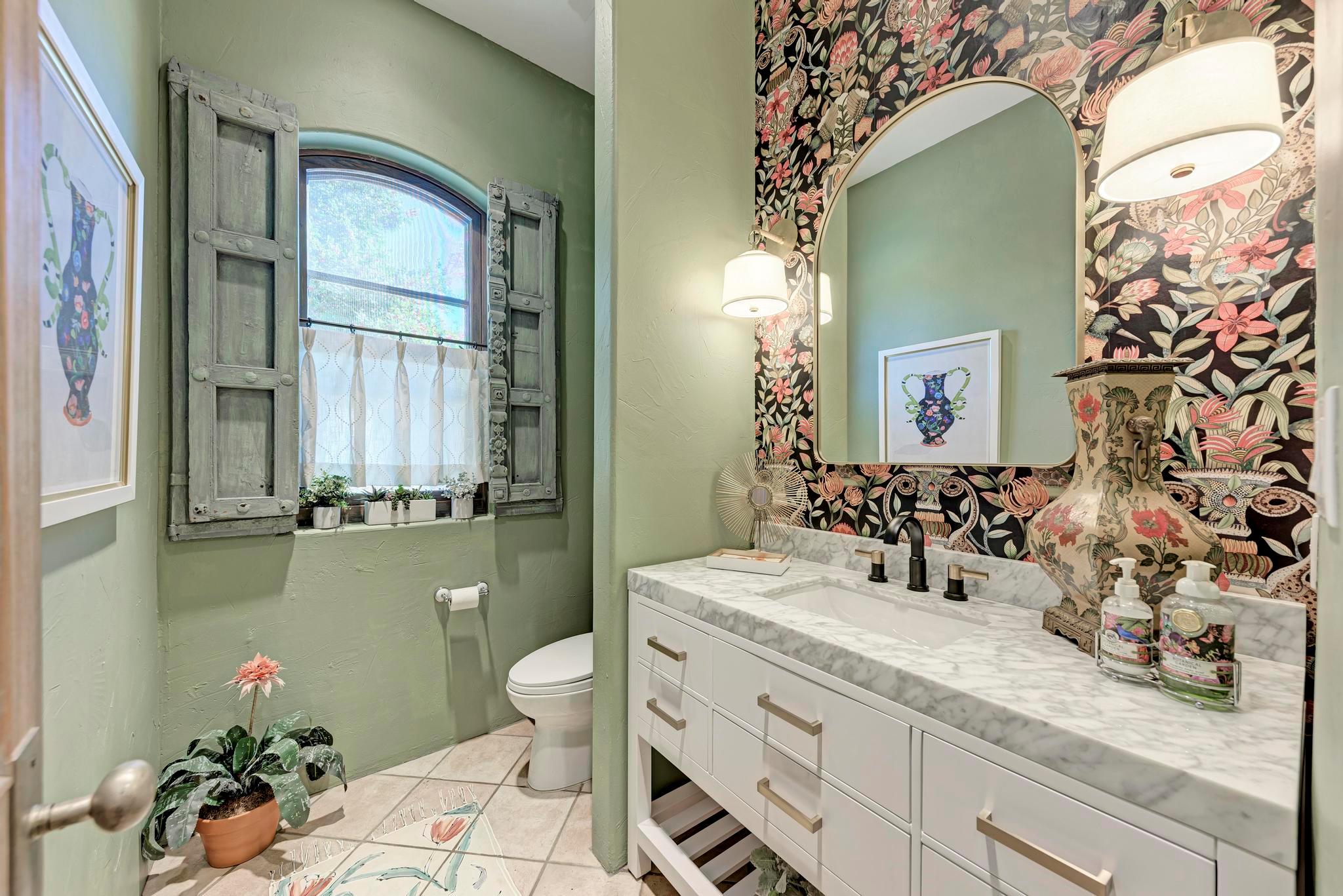 408 Haney Trce, Horseshoe Bay, TX 78657