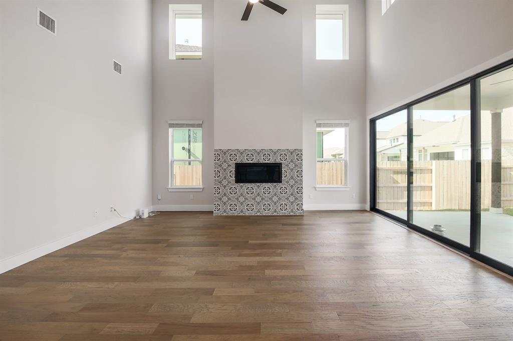 20028 CRESTED CARACARA Ln, Pflugerville, TX 78660