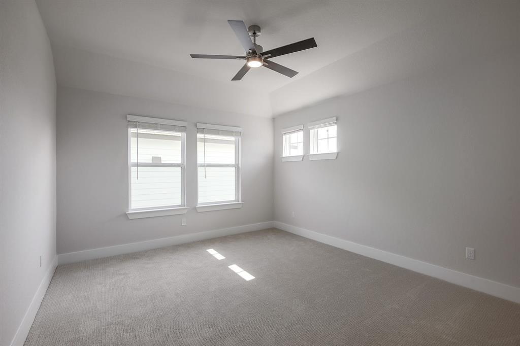 20028 CRESTED CARACARA Ln, Pflugerville, TX 78660