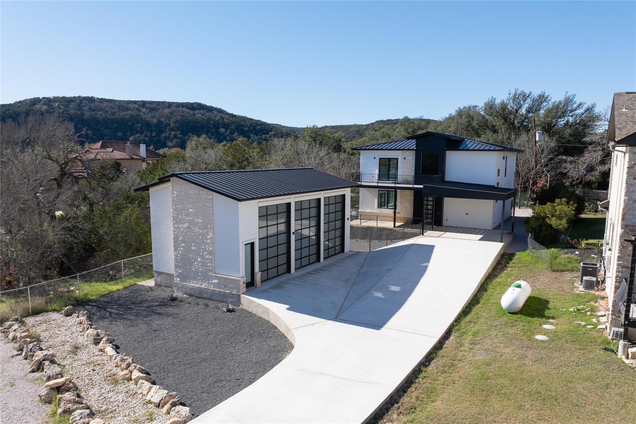 1304 Minnie Dr, Austin, TX 78732