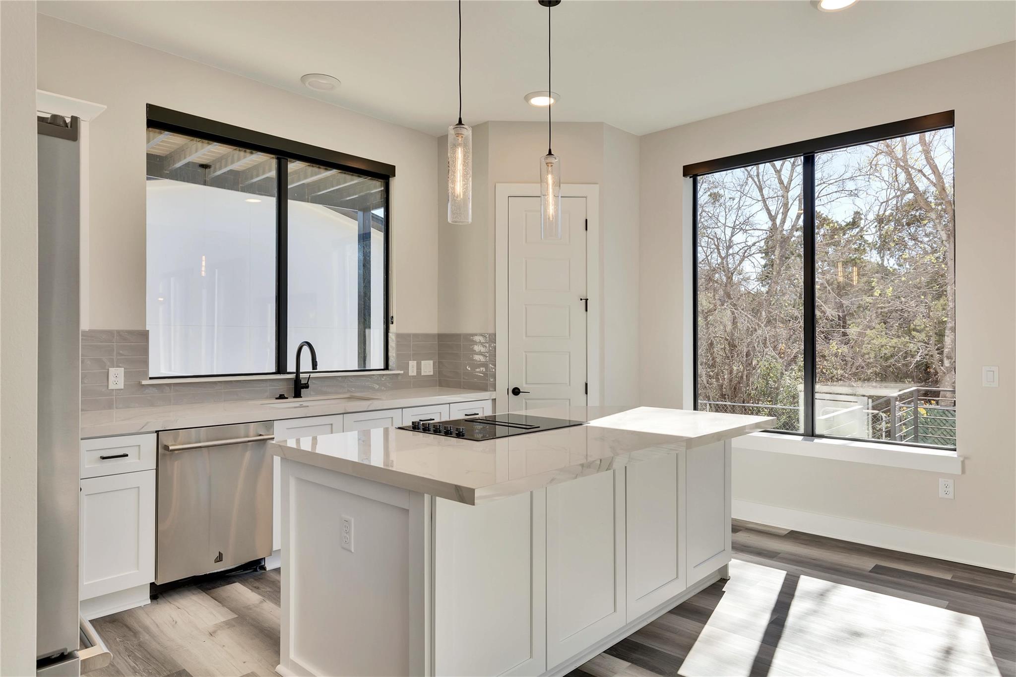 1304 Minnie Dr, Austin, TX 78732