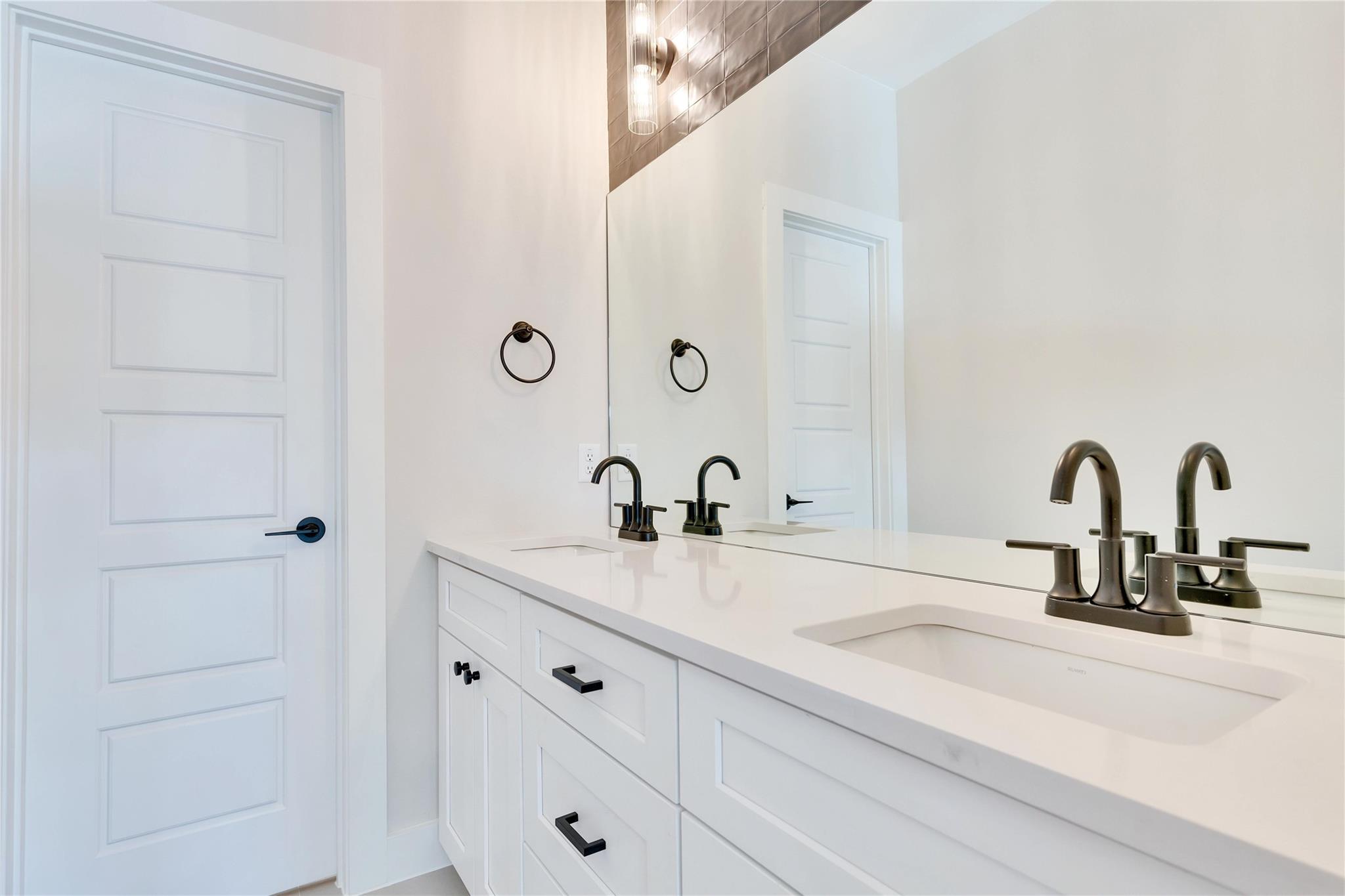 1304 Minnie Dr, Austin, TX 78732