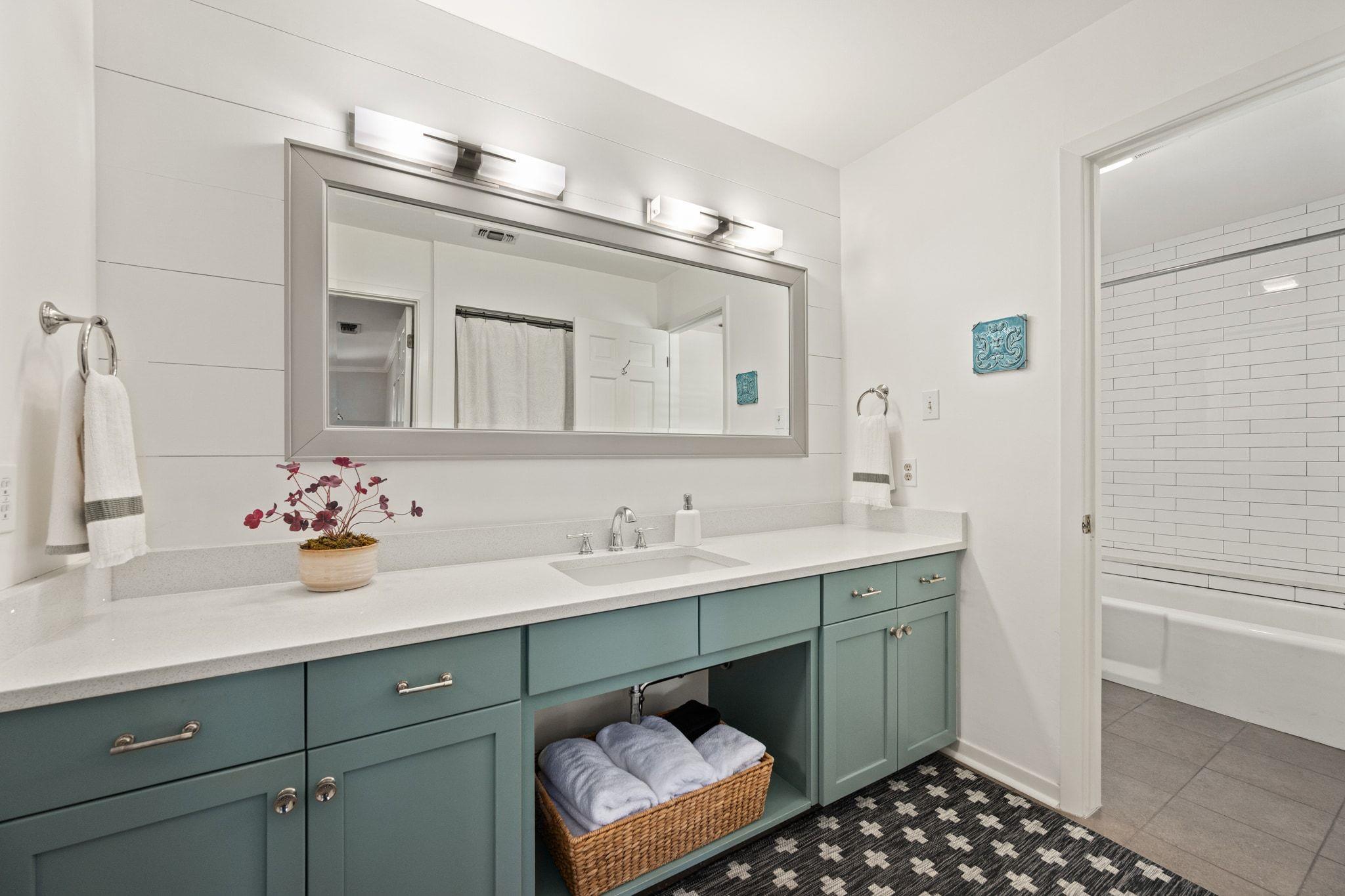 4503 Mountain Path Dr, Austin, TX 78759