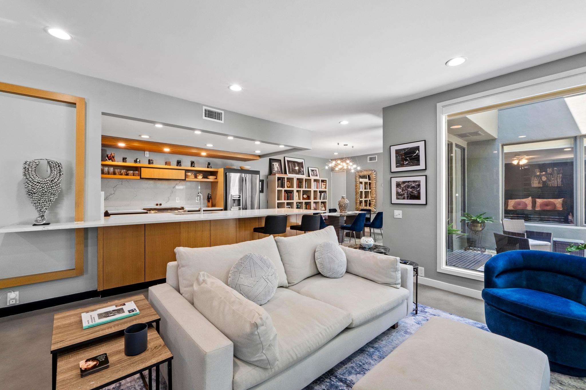 1111 W 12th St # 102, Austin, TX 78703