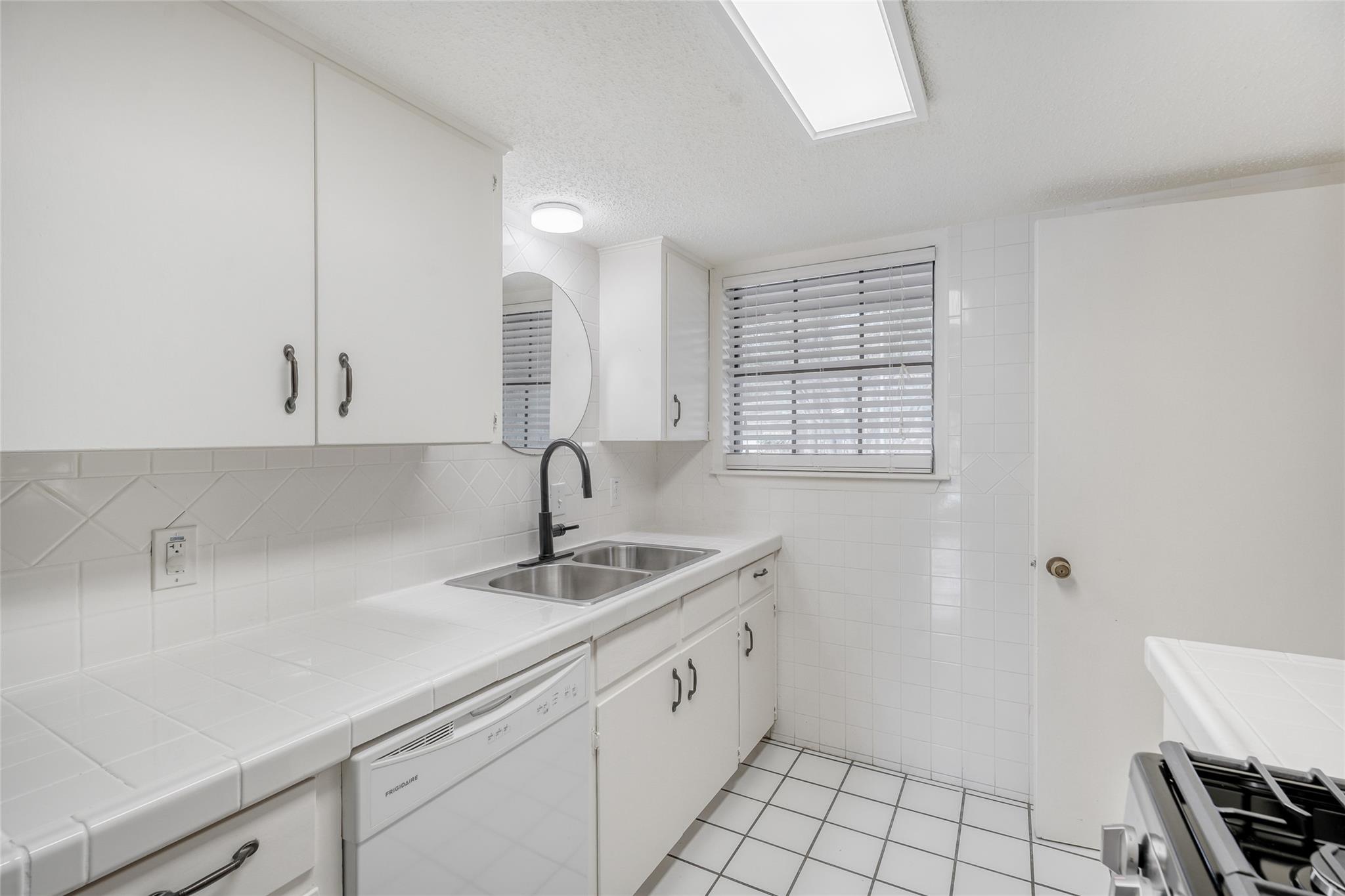 6601 Skycrest Dr, Austin, TX 78745