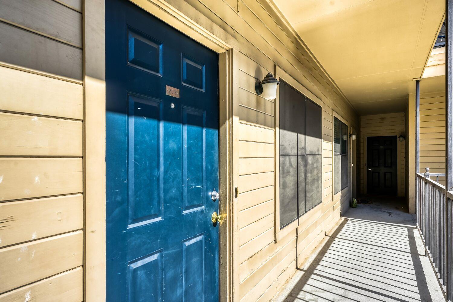 106 E 30th St # 206, Austin, TX 78705