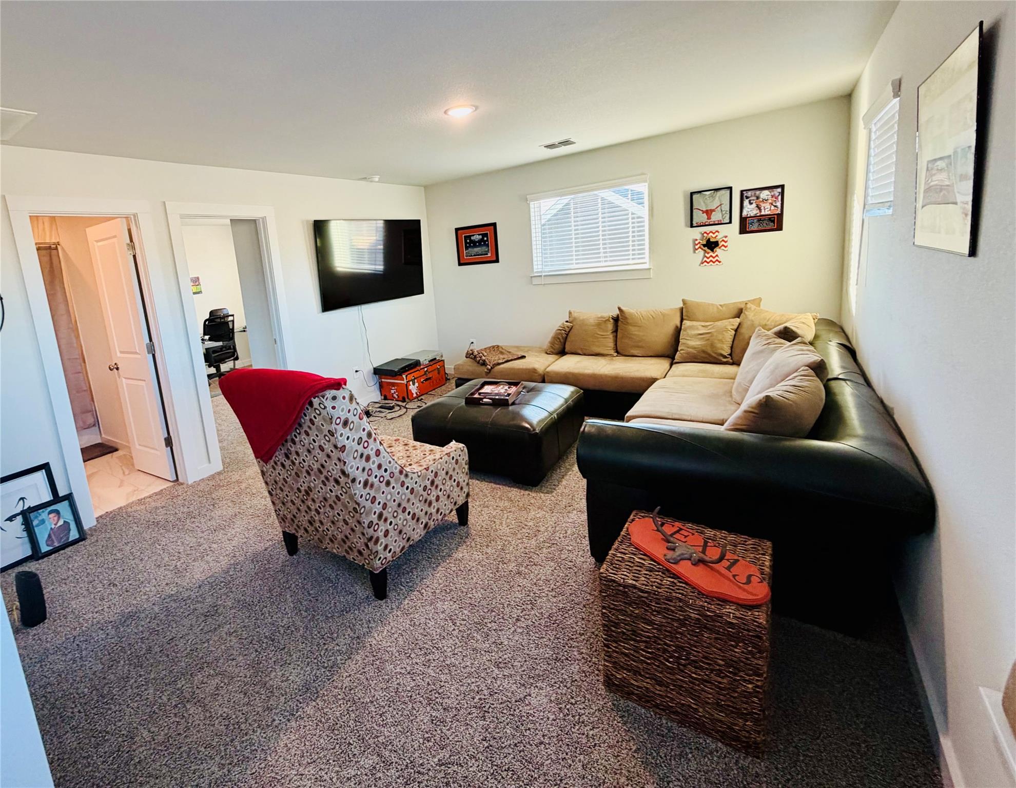 197 Everglades Dr, Kyle, TX 78640