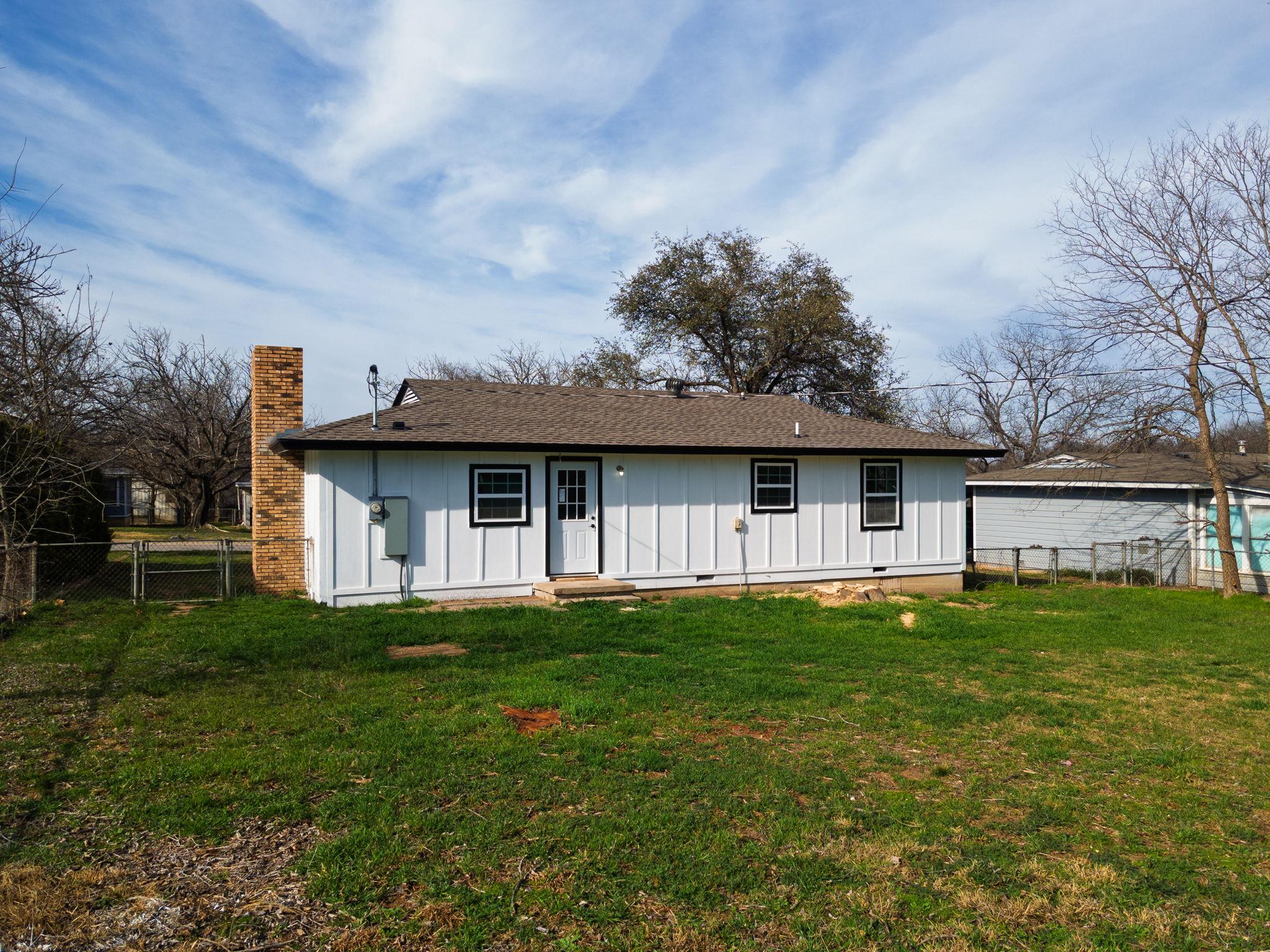 44 Sue Ann Dr, Lampasas, TX 76550