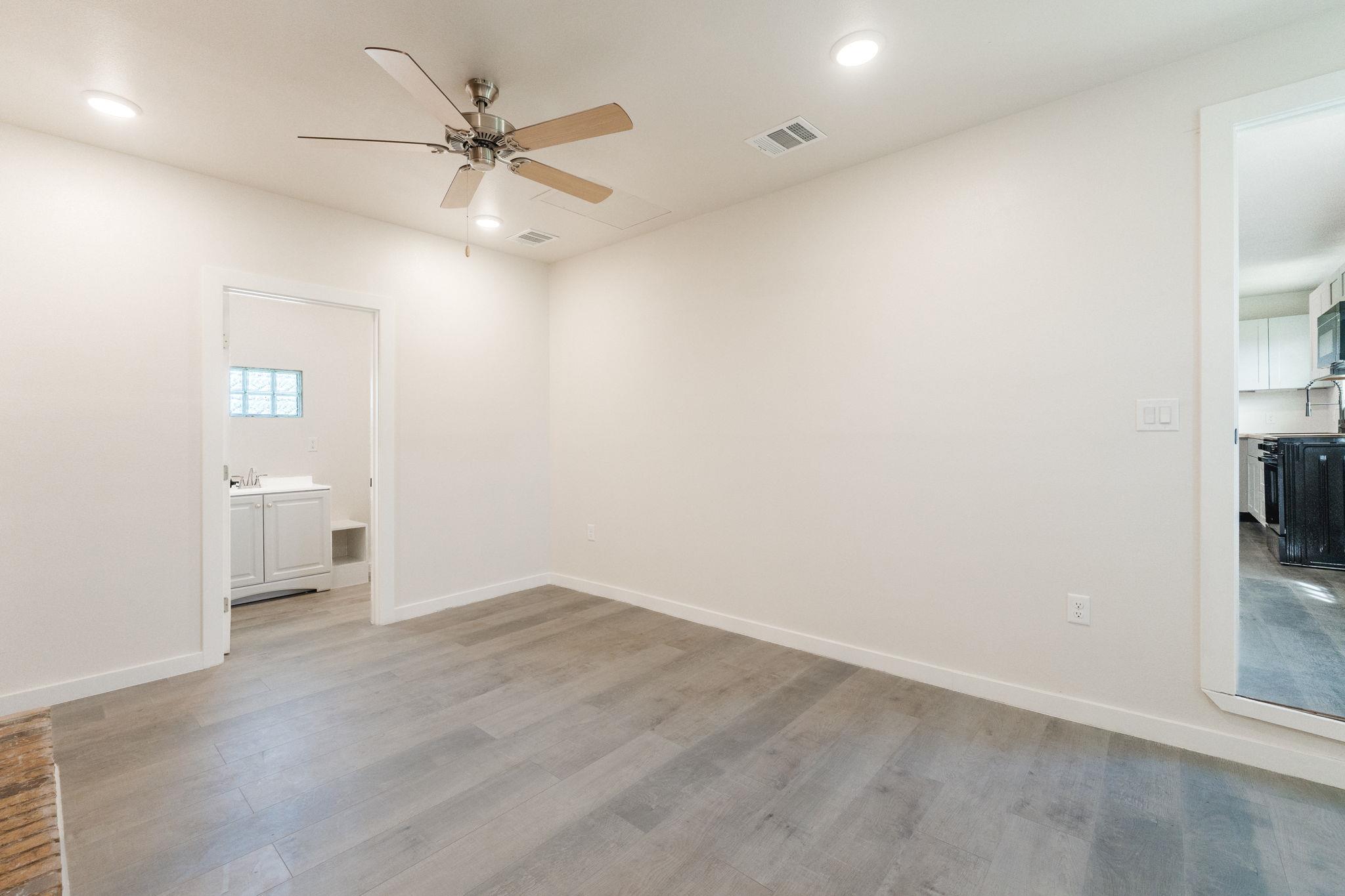 44 Sue Ann Dr, Lampasas, TX 76550