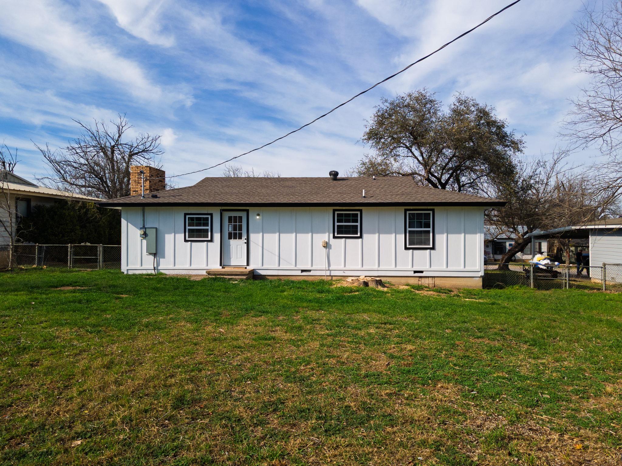 44 Sue Ann Dr, Lampasas, TX 76550