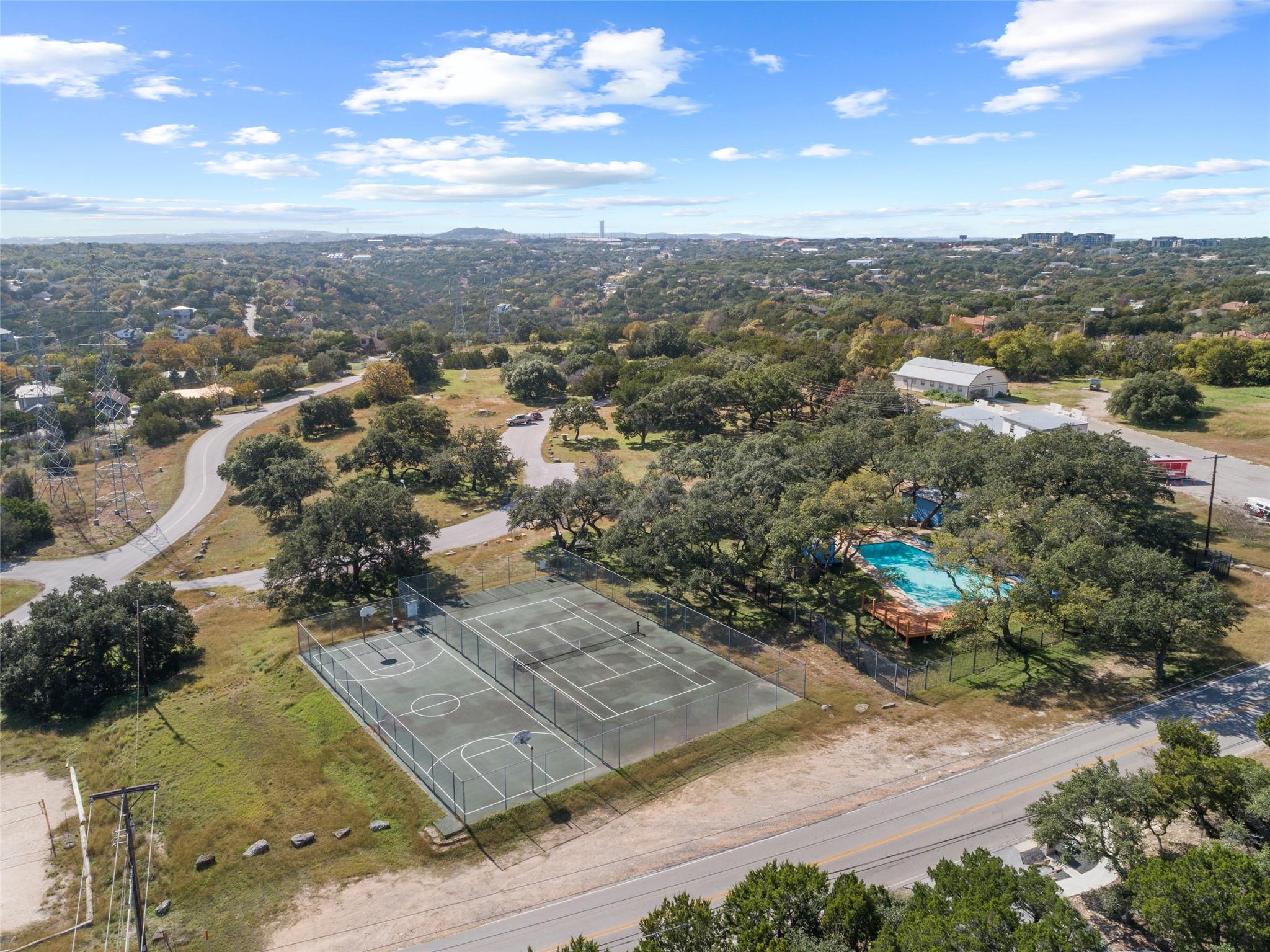 2210 Red Fox Rd, Austin, TX 78734