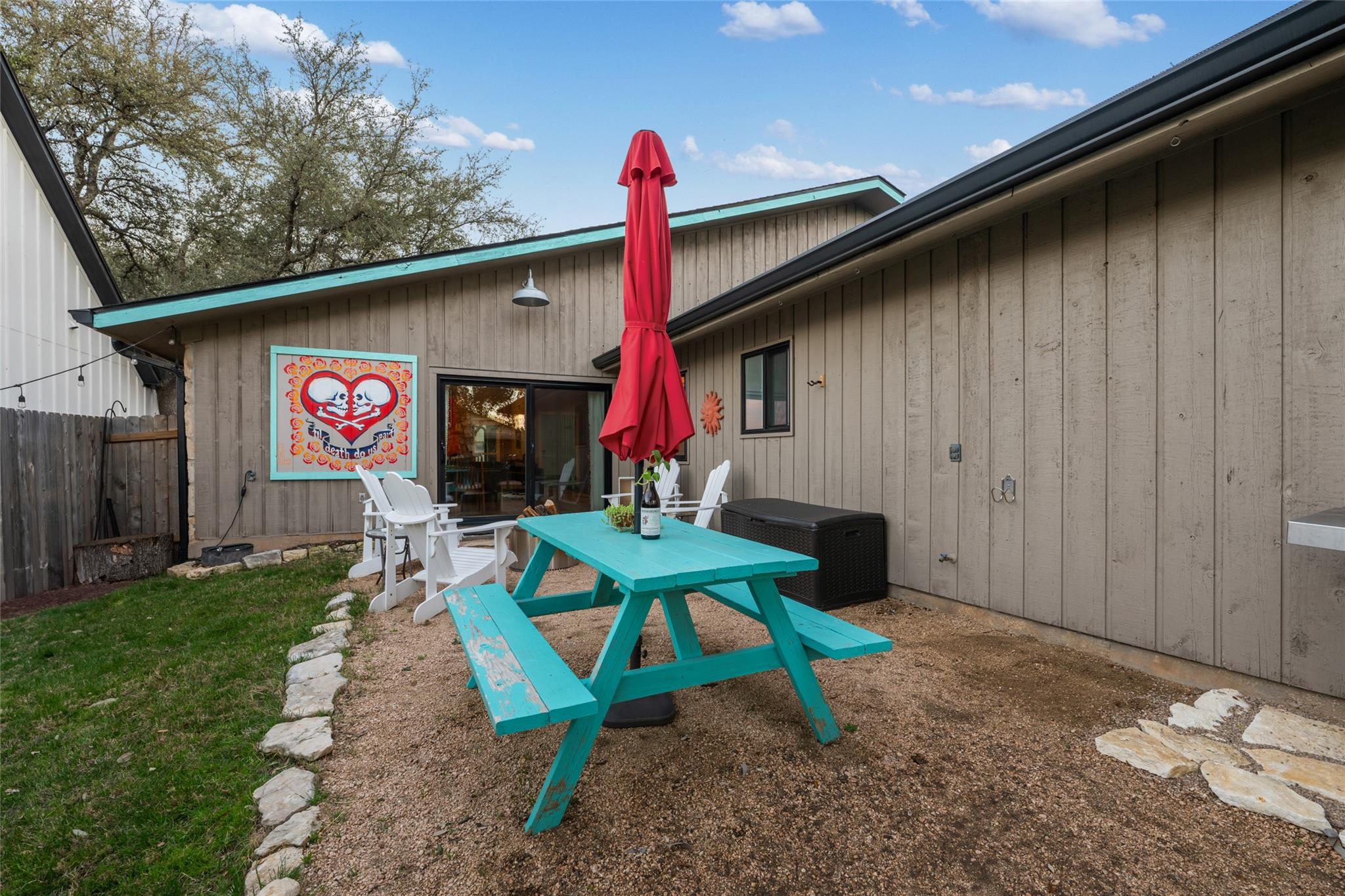2210 Red Fox Rd, Austin, TX 78734