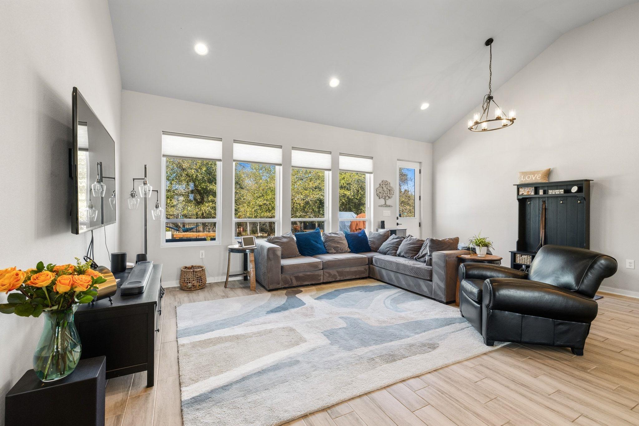 14302 Summit View Dr # 4, Leander, TX 78641