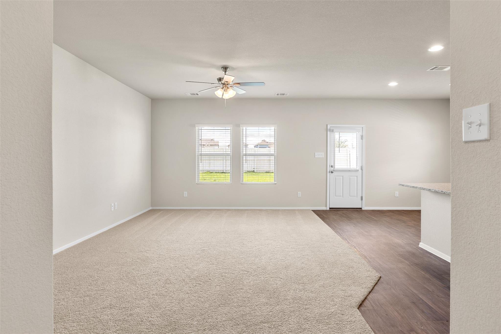 291 Chesterfield Dr, Kyle, TX 78640