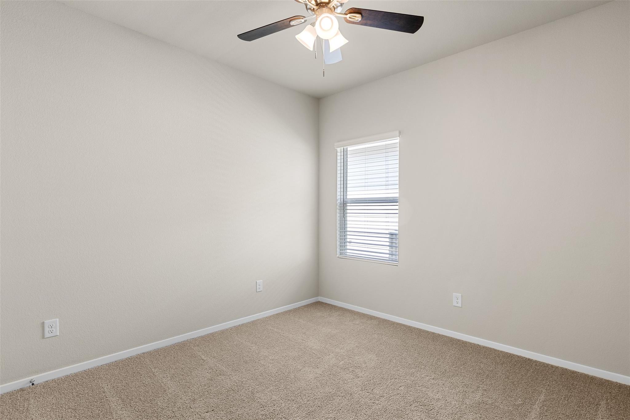 291 Chesterfield Dr, Kyle, TX 78640