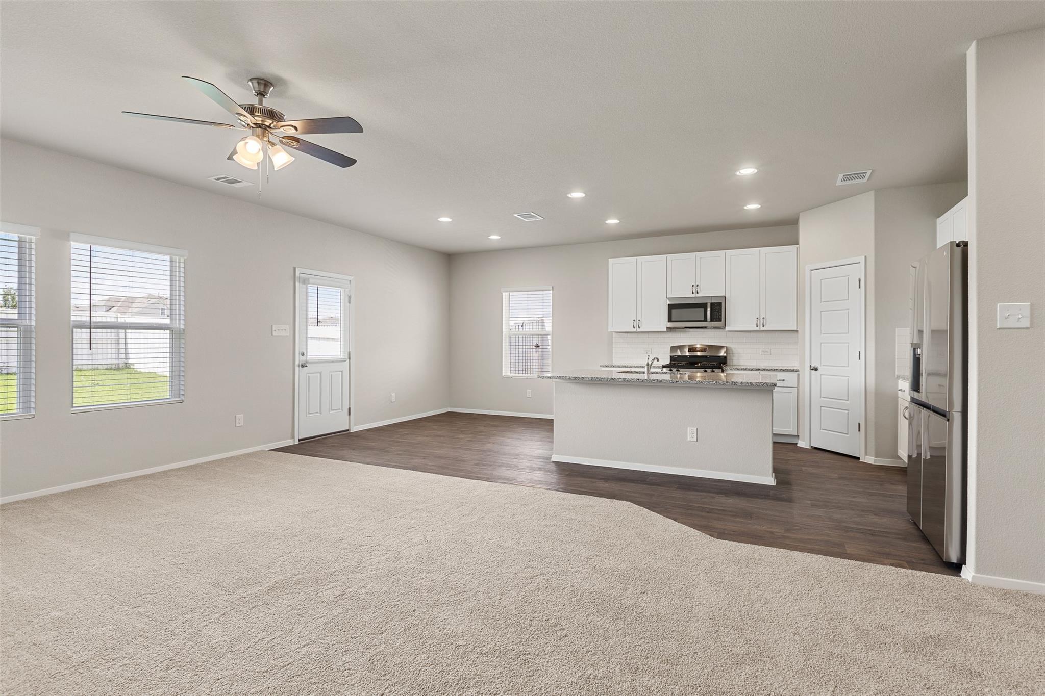 291 Chesterfield Dr, Kyle, TX 78640