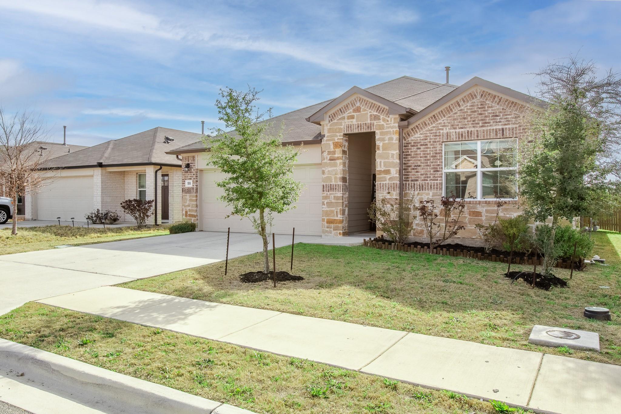 199 Frostweed Dr, Kyle, TX 78640