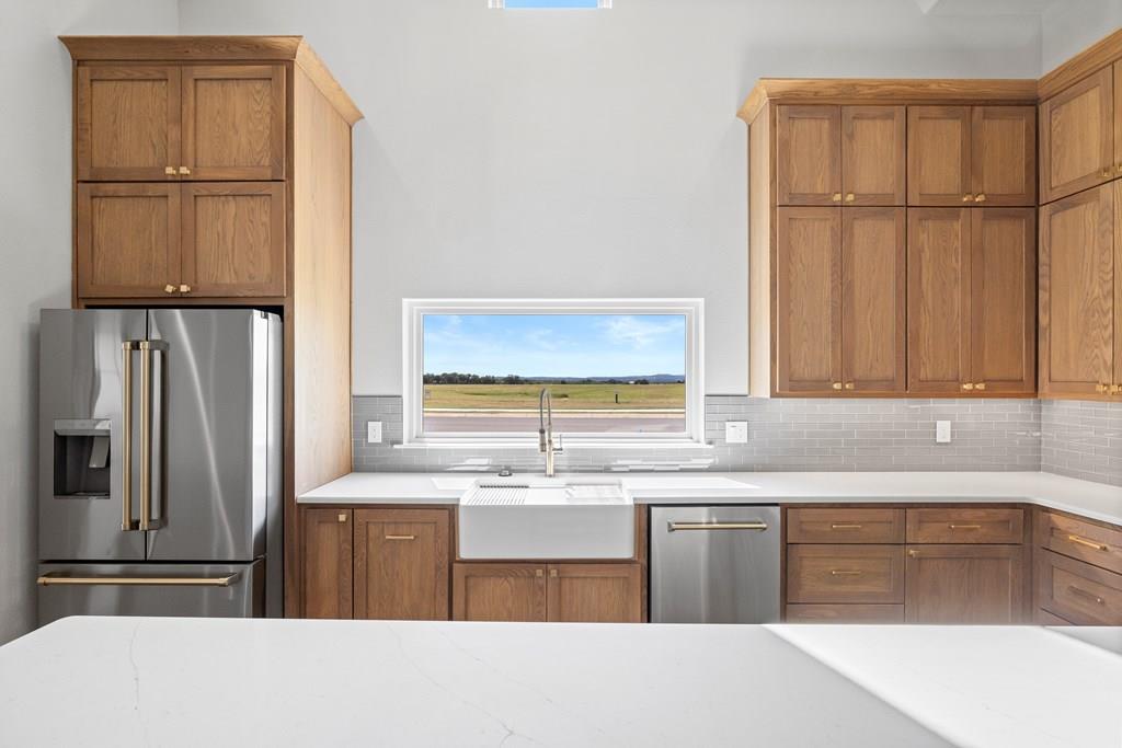 101 Baurenhof Ct, Fredericksburg, TX 78624