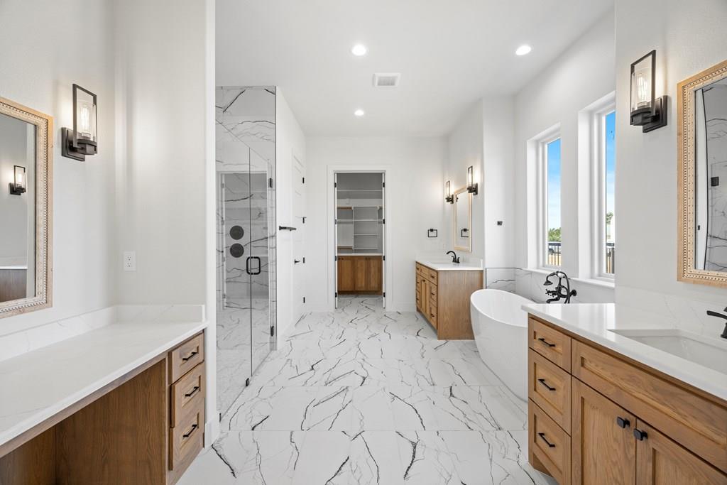 101 Baurenhof Ct, Fredericksburg, TX 78624