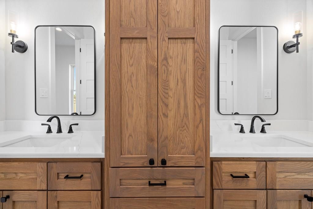 101 Baurenhof Ct, Fredericksburg, TX 78624