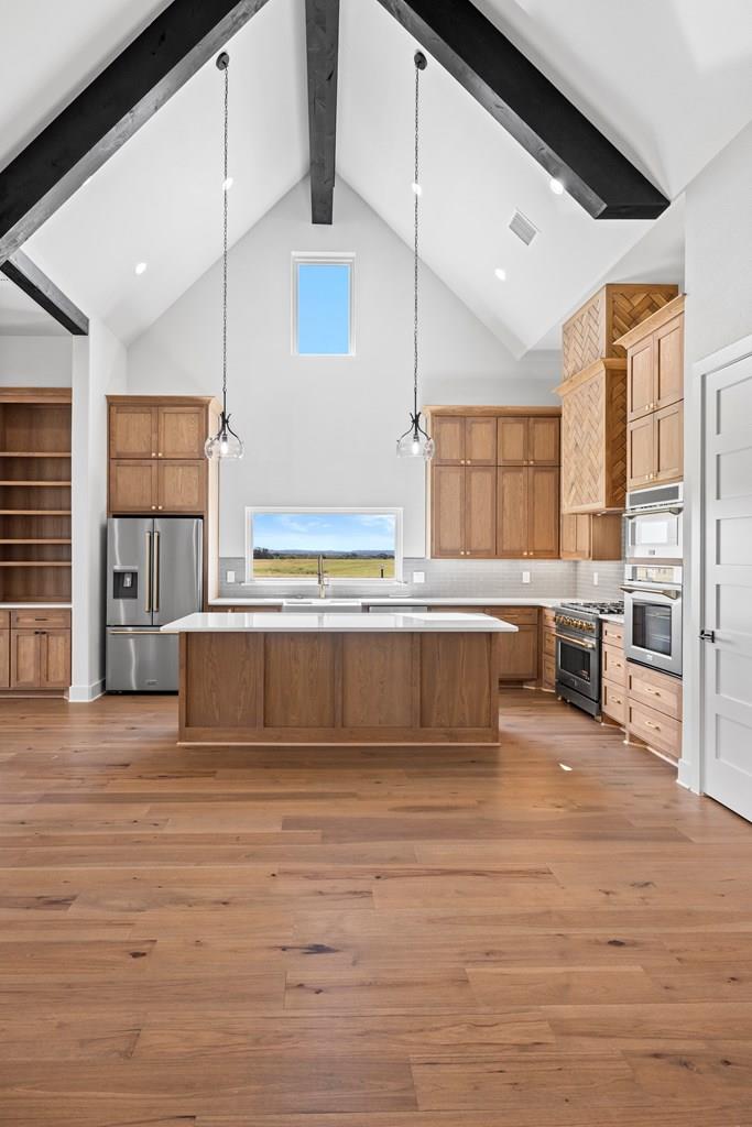 101 Baurenhof Ct, Fredericksburg, TX 78624