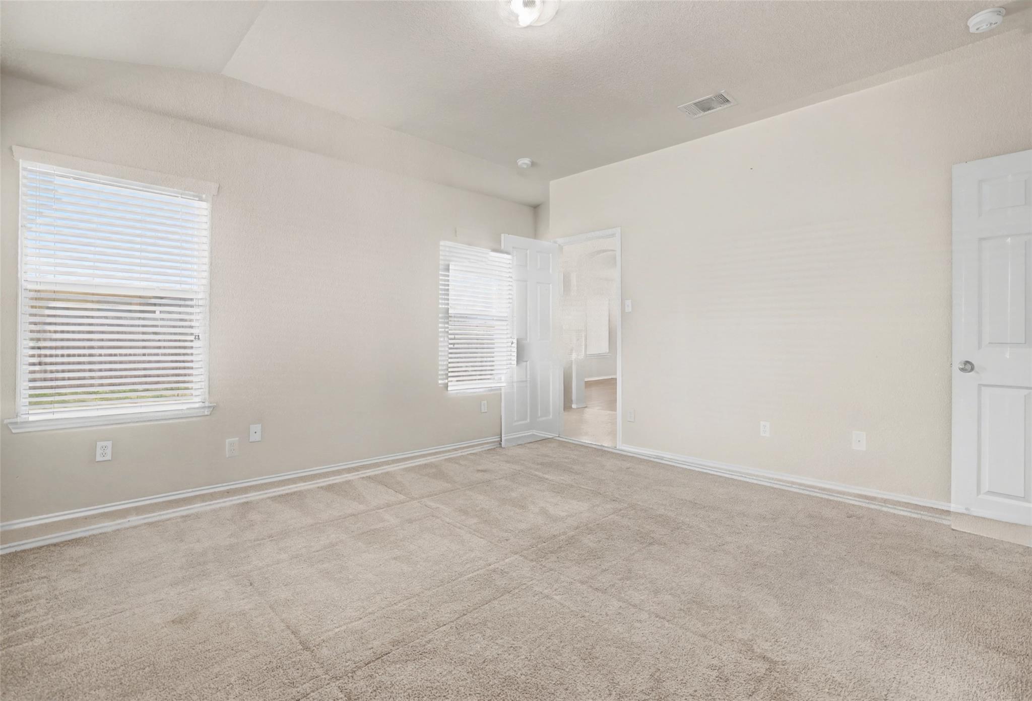 1007 Aiken Dr, Leander, TX 78641