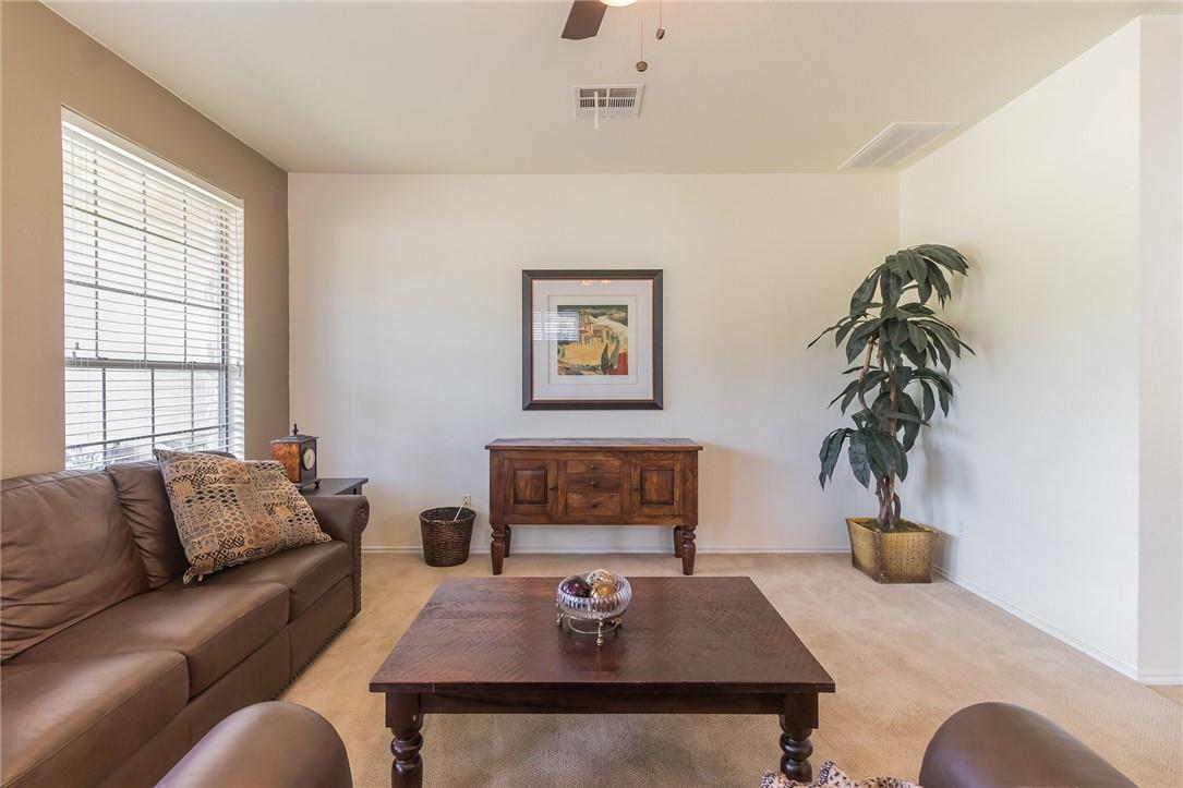 9201 Brodie Ln # 902, Austin, TX 78748