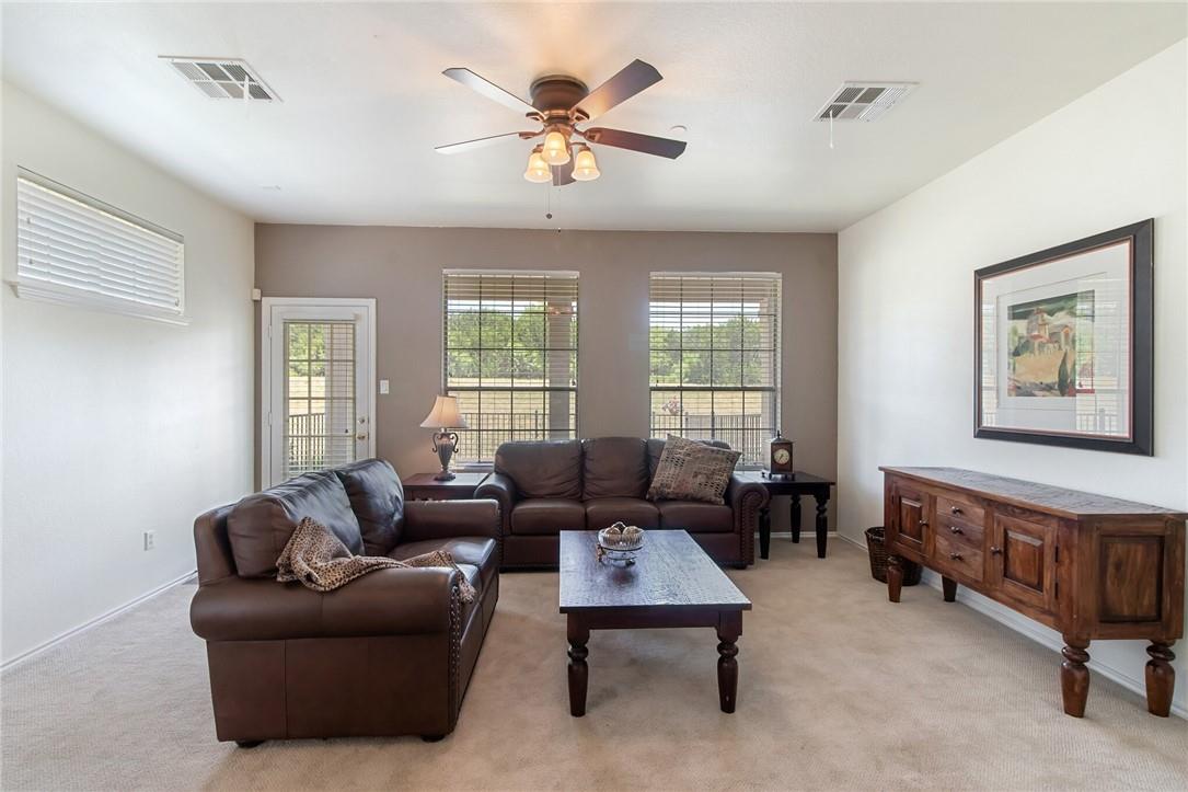 9201 Brodie Ln # 902, Austin, TX 78748