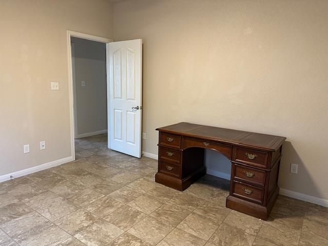 1761 Cottonwood Rd, Fischer, TX 78623